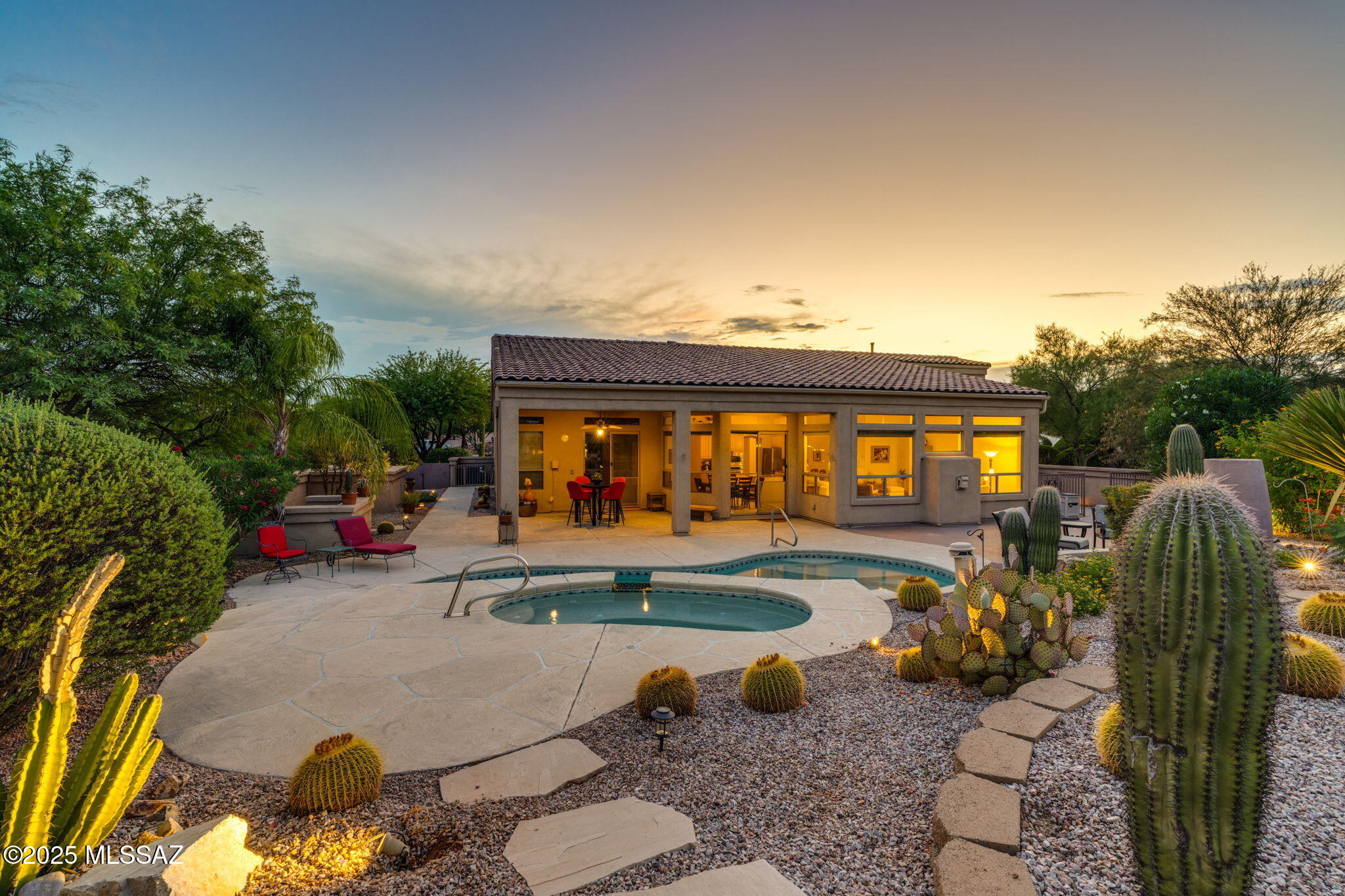 Oro Valley, Arizona, 85755, United States, 3 Bedrooms Bedrooms, ,2 BathroomsBathrooms,Residential,For Sale,1919656
