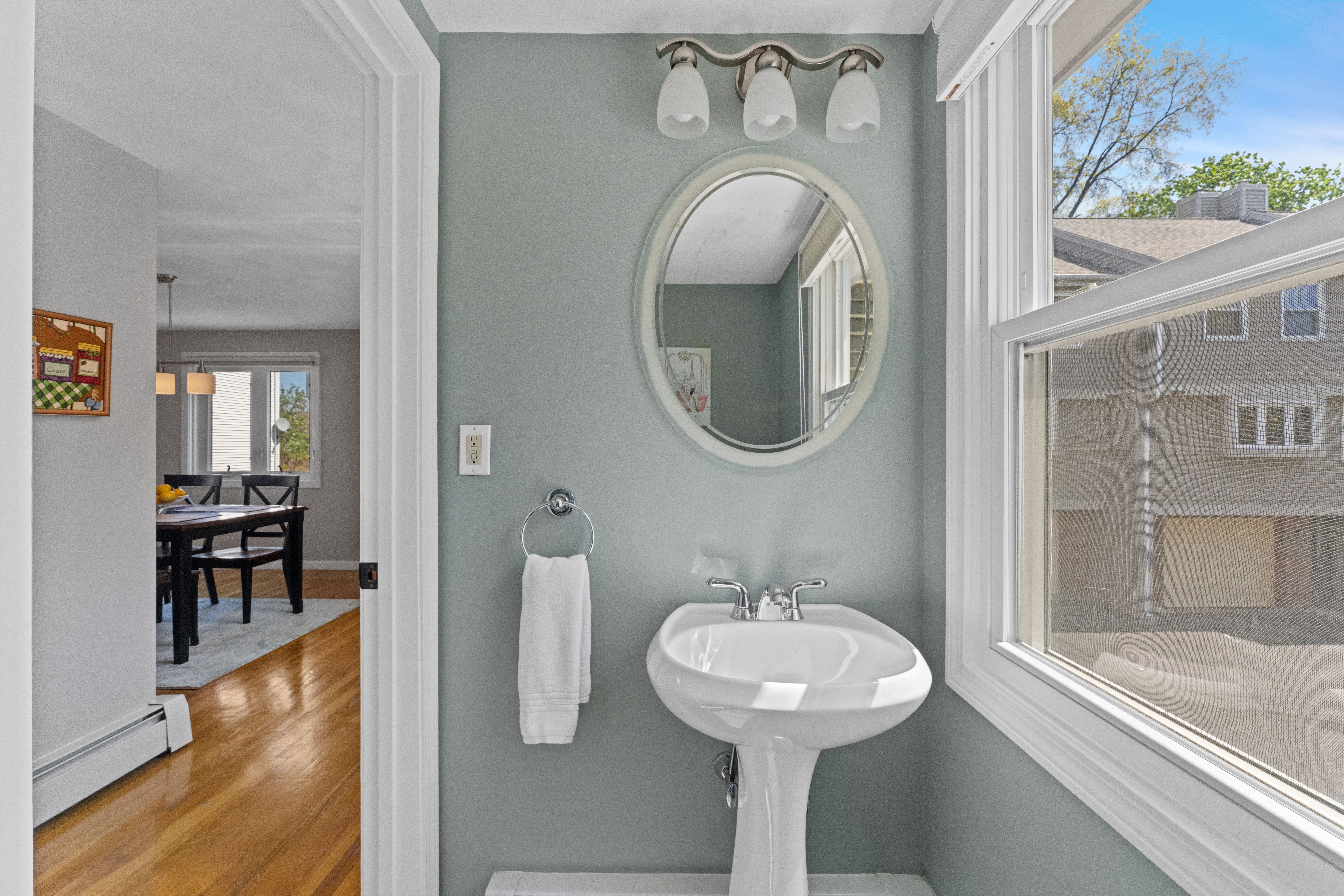  174 Adams, Newton, MA, 02458 - 物件實景