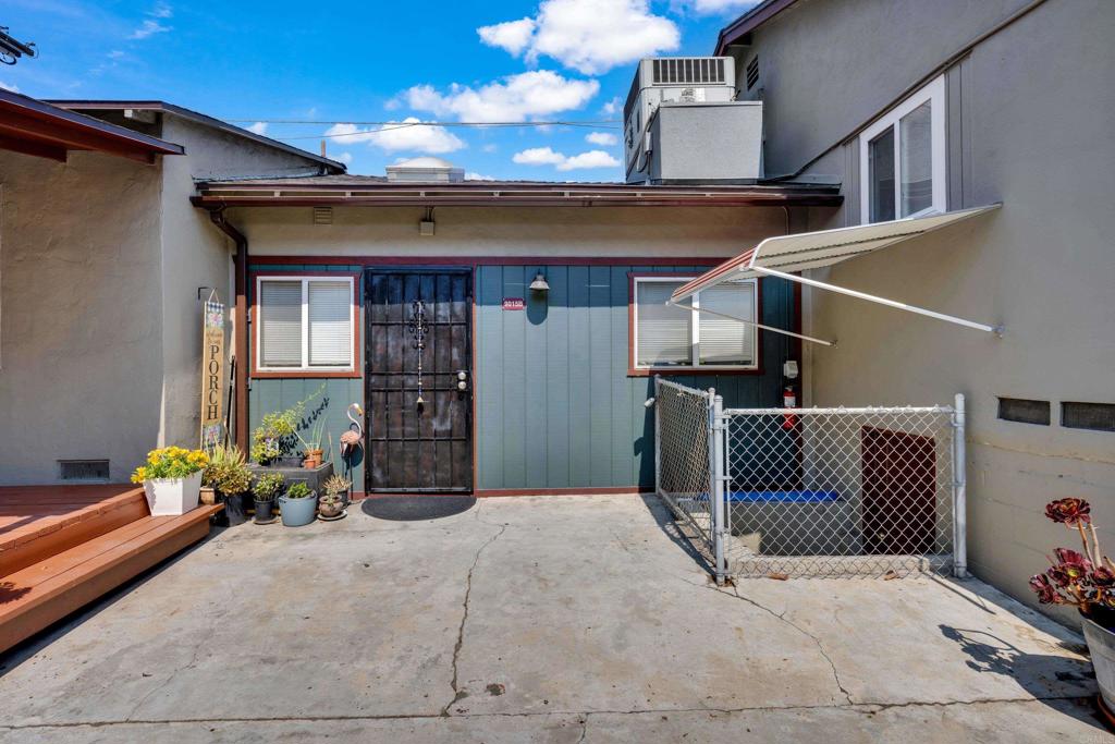 Spring Valley, California, 91977, United States, 6 Bedrooms Bedrooms, ,4 BathroomsBathrooms,Residential,For Sale,1996017