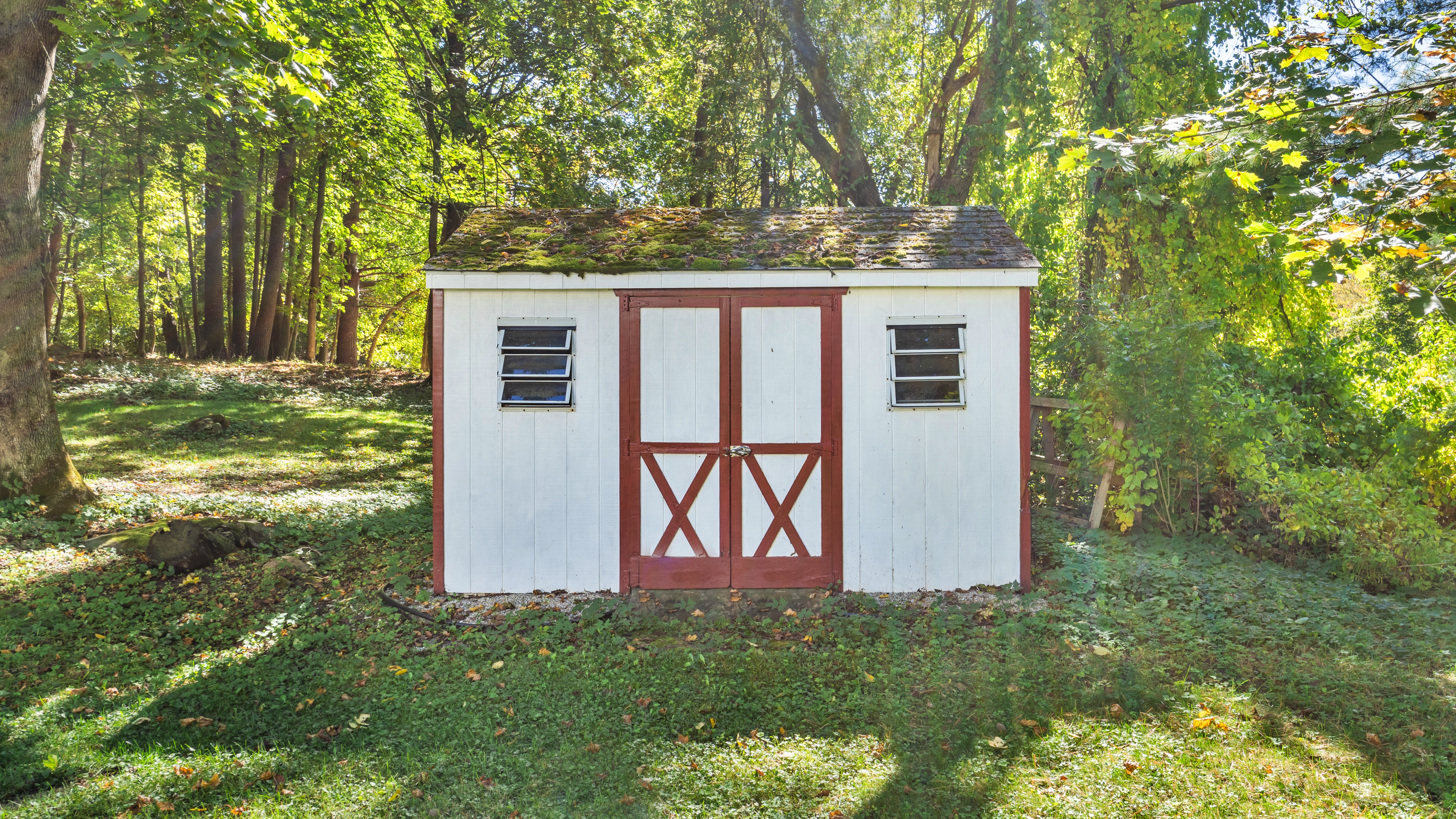  Stunning 2.4-Acre Retreat in Cornwall Estates: Updated & Move-In Ready - 物件實景