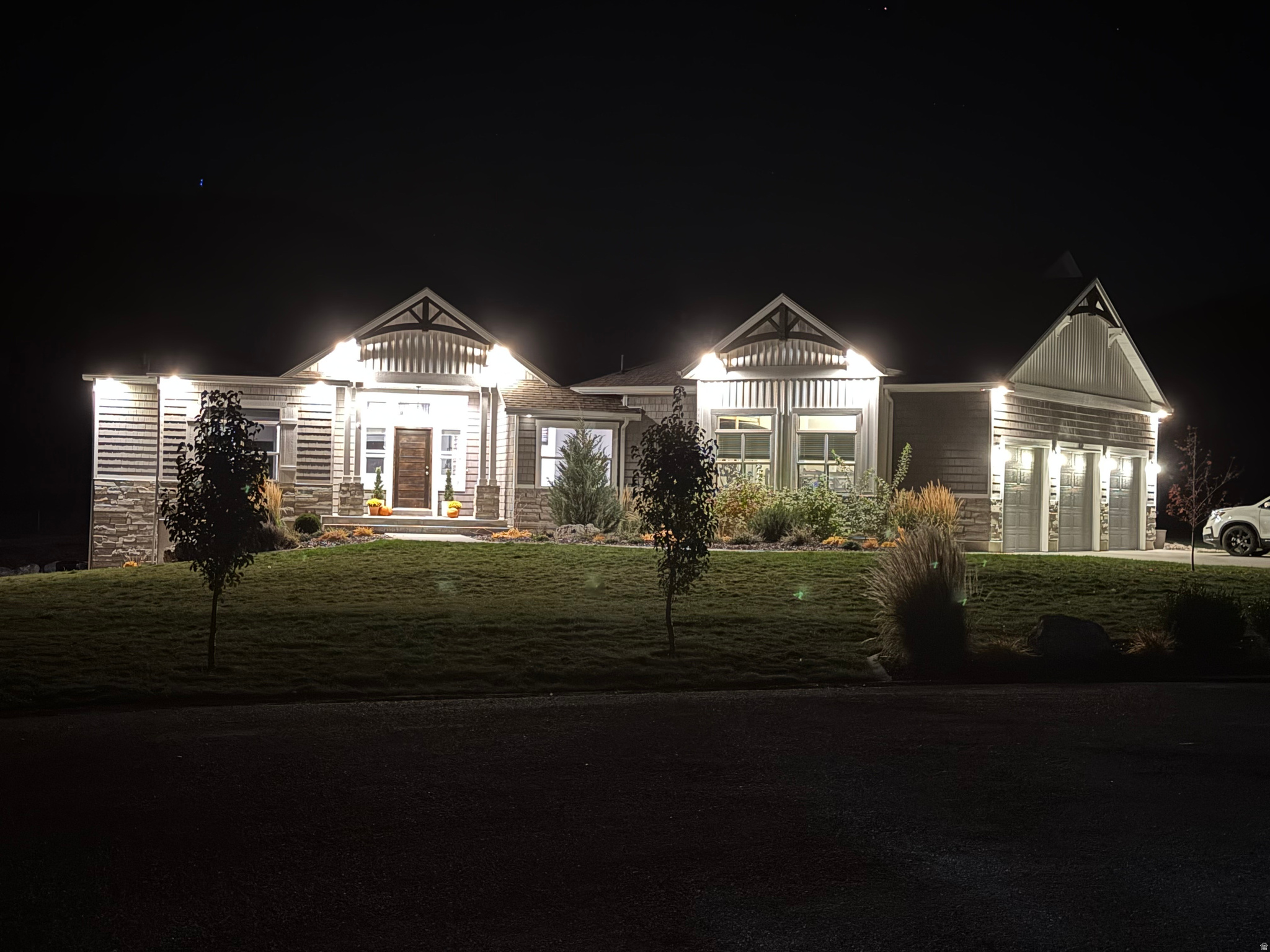 Petersboro, Utah, 84325, United States, 6 Bedrooms Bedrooms, ,3 BathroomsBathrooms,Residential,For Sale,1985666