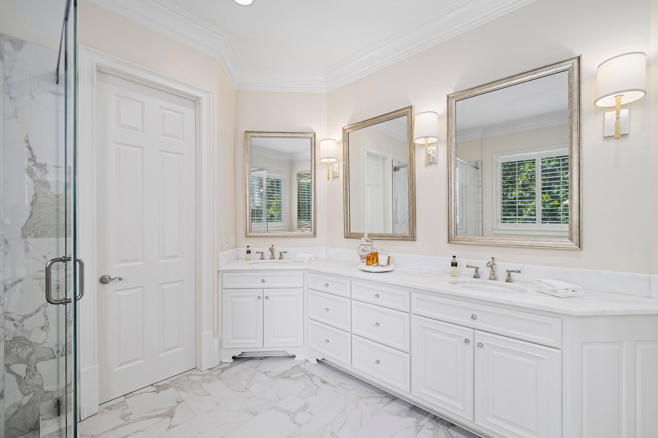  Estate-style Living in One of Milton