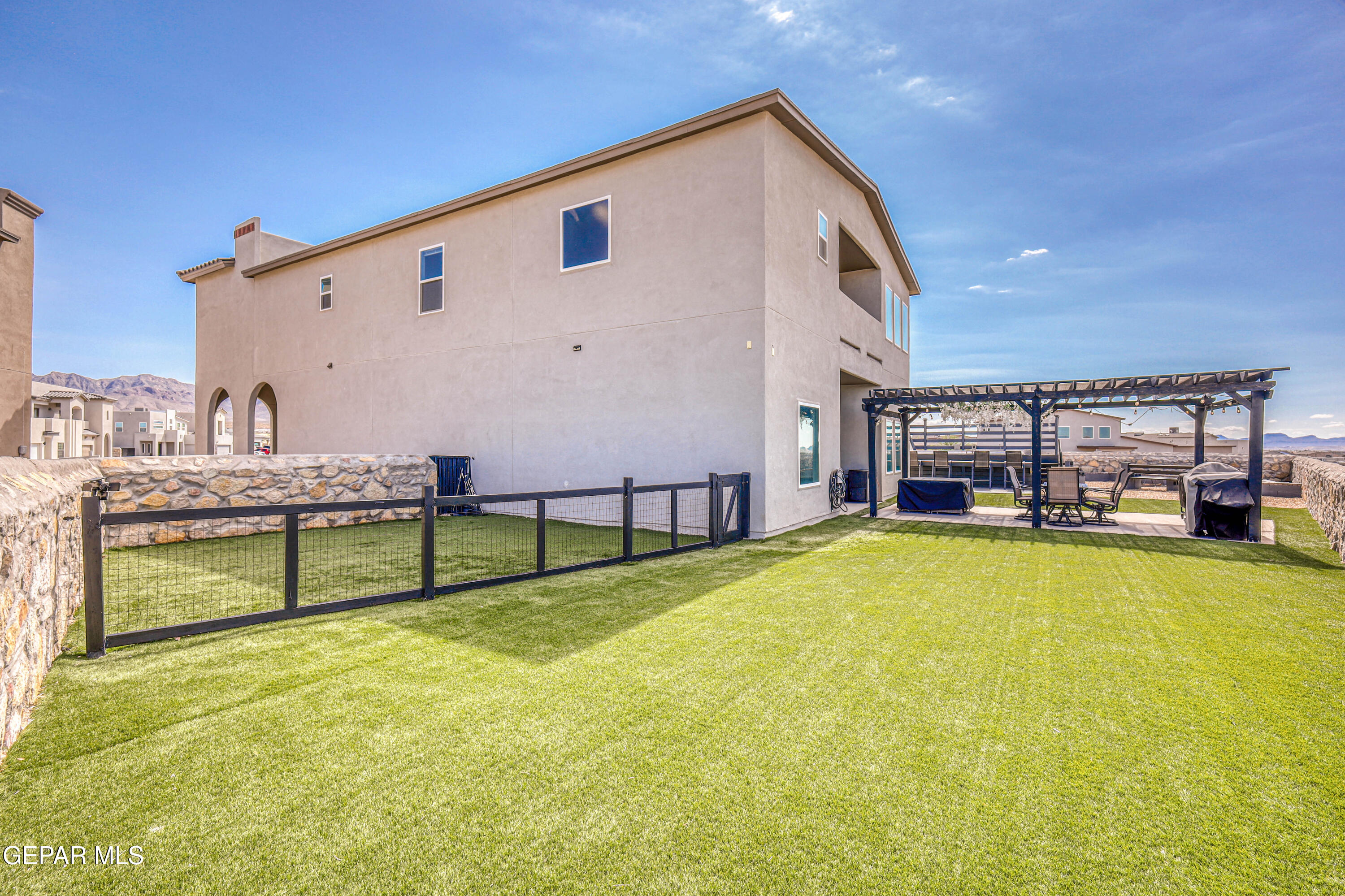 El Paso, Texas, 79911, United States, 5 Bedrooms Bedrooms, ,4 BathroomsBathrooms,Residential,For Sale,1969245