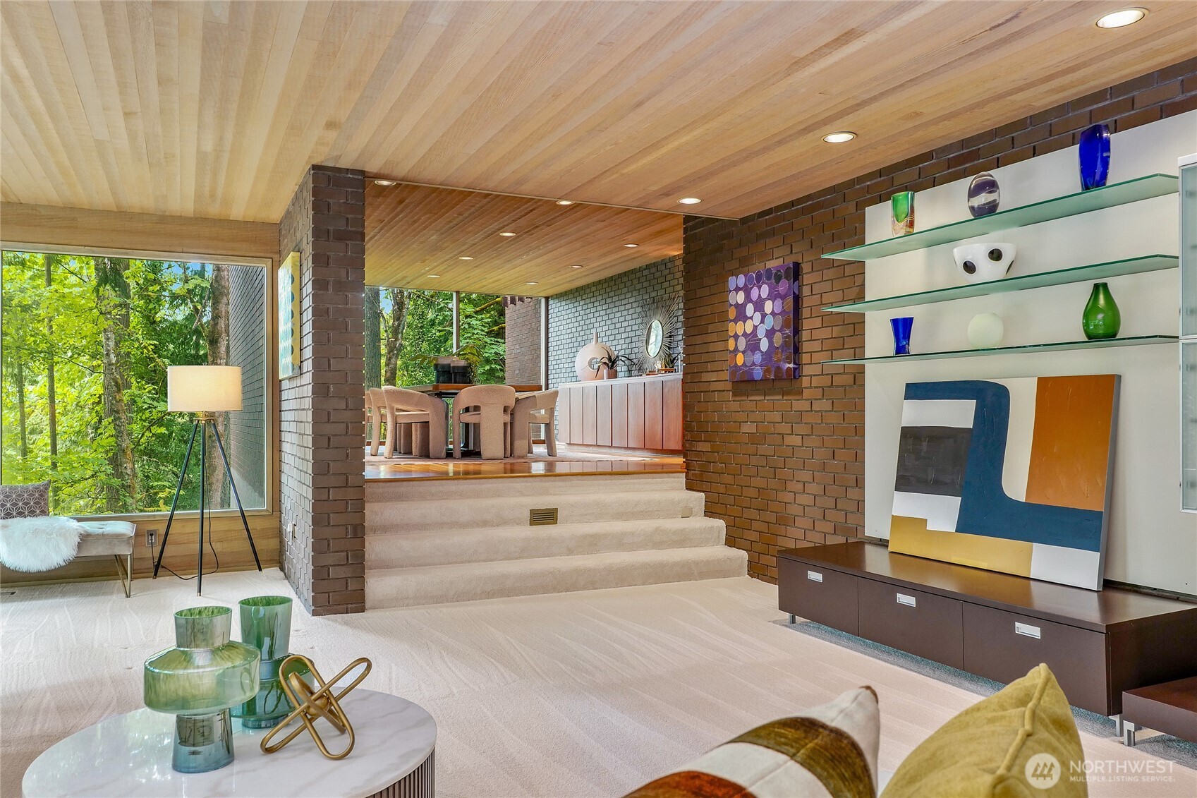 Renton, Washington, 98059, United States, 5 Bedrooms Bedrooms, ,4 BathroomsBathrooms,Residential,For Sale,1925920