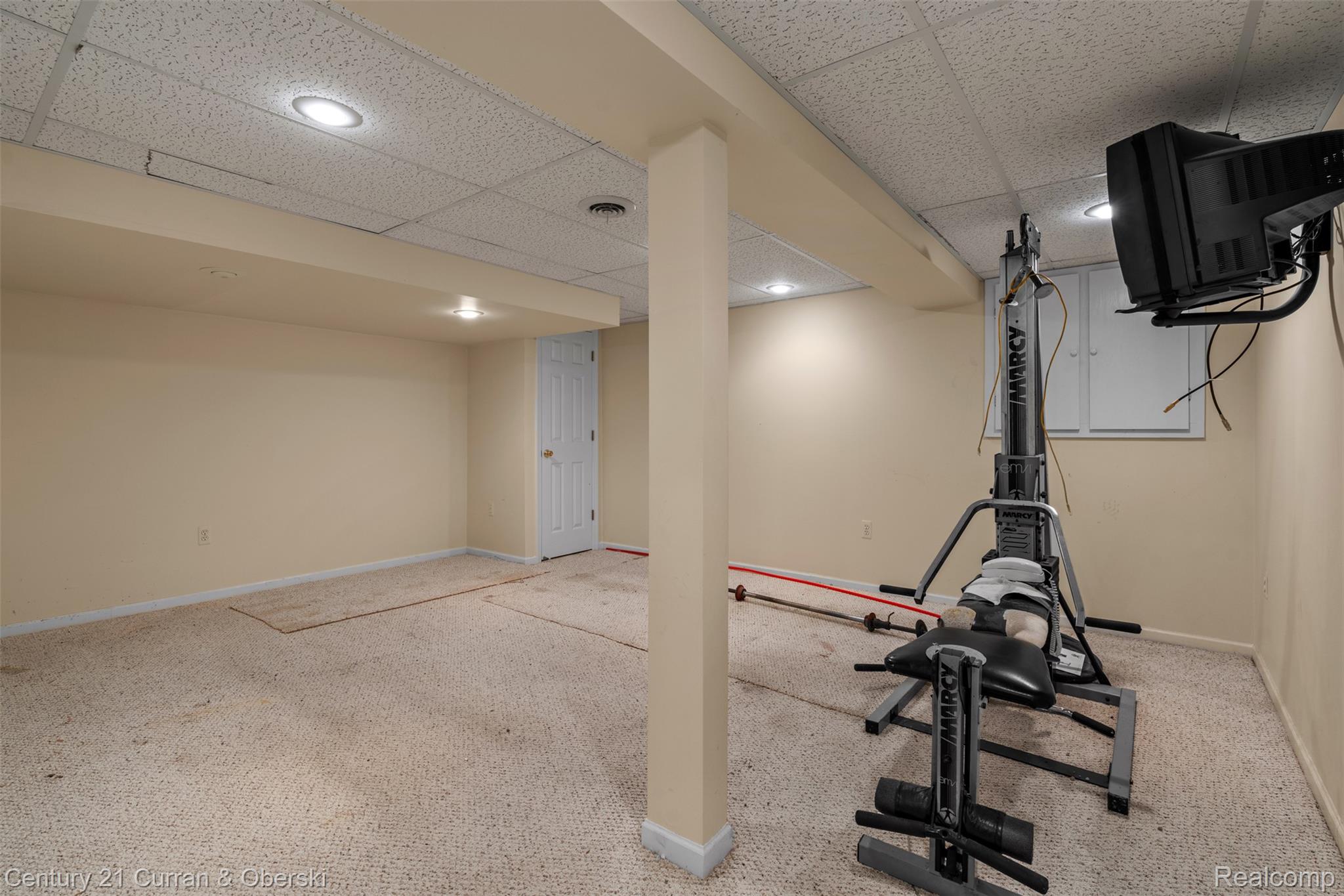 Shelby Charter Township, Michigan, 48317, United States, 4 Bedrooms Bedrooms, ,4 BathroomsBathrooms,Residential,For Sale,1937004