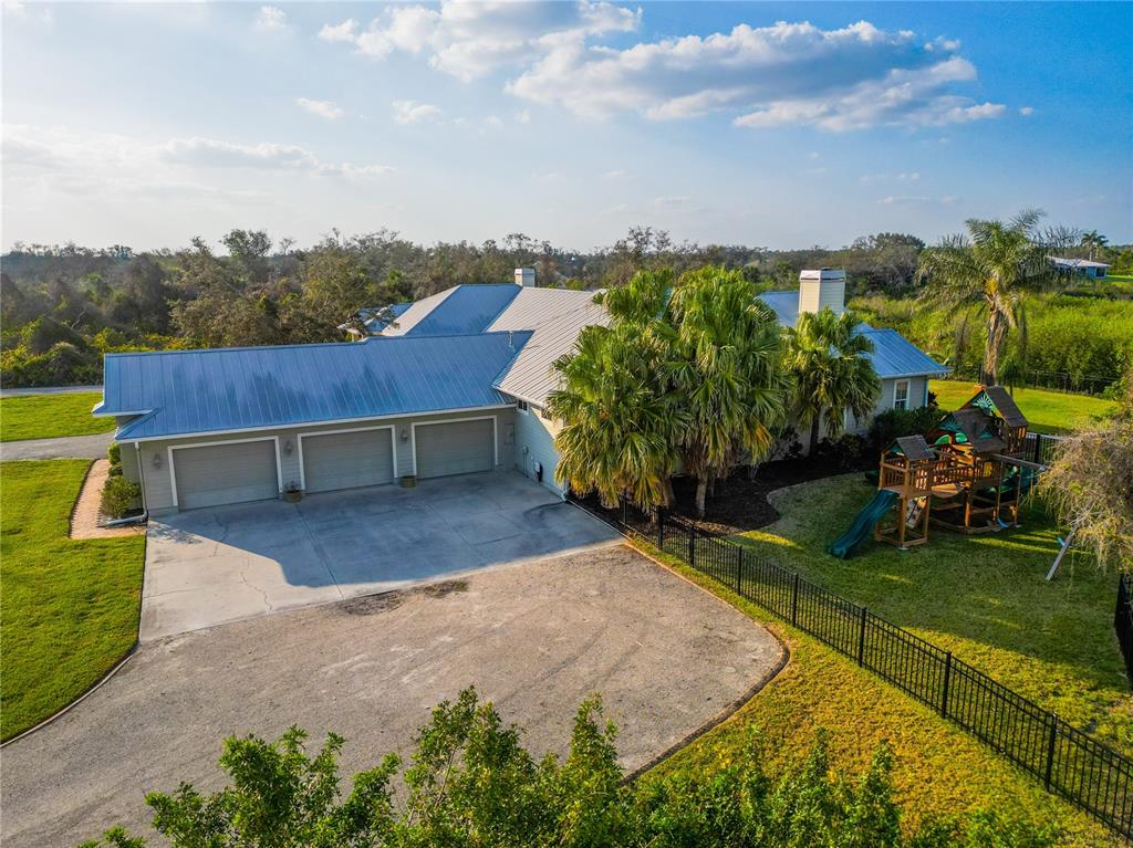 Punta Gorda, Florida, 33983, United States, 4 Bedrooms Bedrooms, ,5 BathroomsBathrooms,Residential,For Sale,1707837