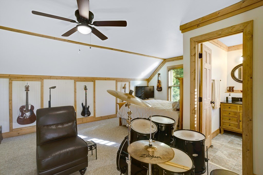 Hiawassee, Georgia, 30546, United States, 4 Bedrooms Bedrooms, ,5 BathroomsBathrooms,Residential,For Sale,1880672