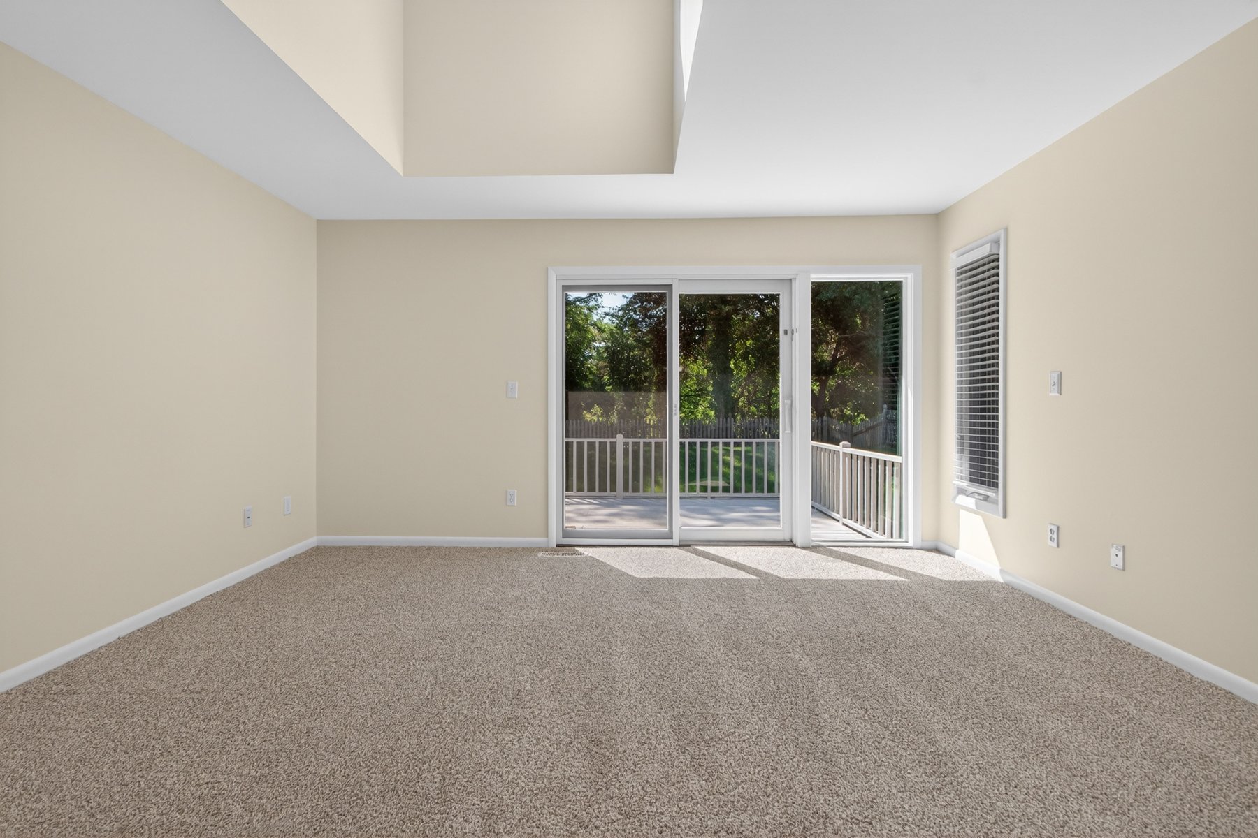  18609 Broadfield Drive - 物件實景