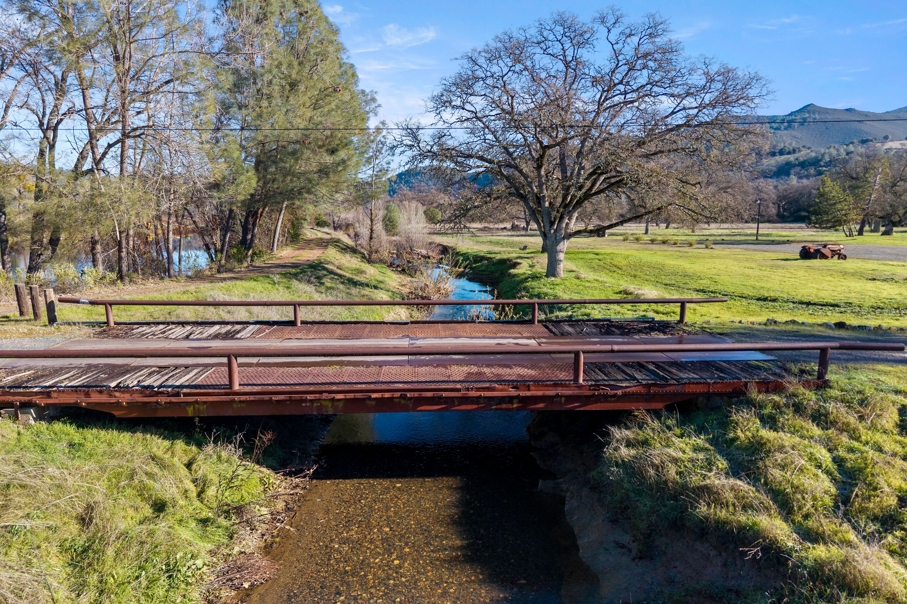  4962 Gaddy Lane - 物件實景