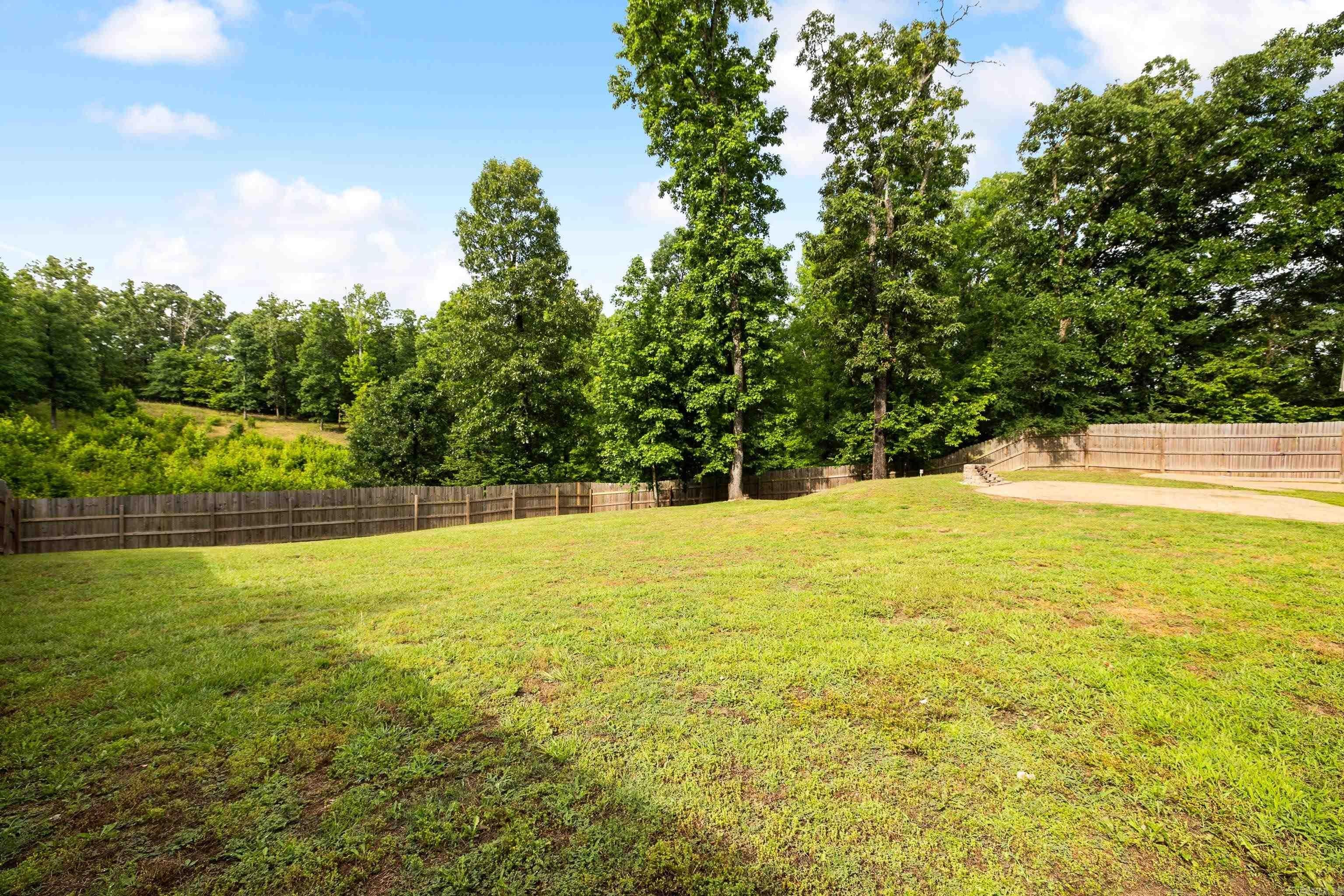 Benton, Arkansas, 72019, United States, 4 Bedrooms Bedrooms, ,4 BathroomsBathrooms,Residential,For Sale,2048594