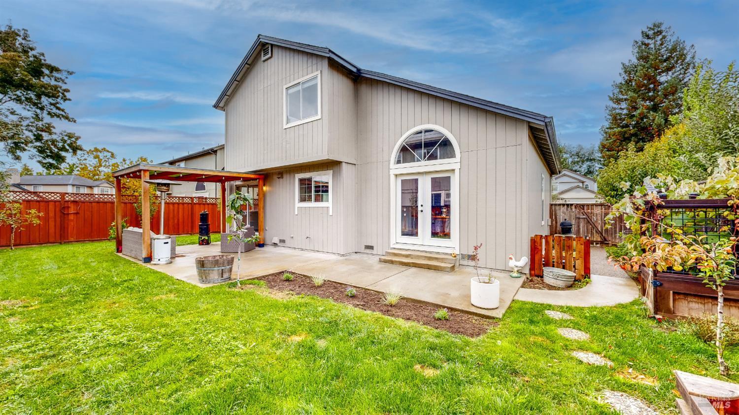 Santa Rosa, California, 95403, United States, 3 Bedrooms Bedrooms, ,3 BathroomsBathrooms,Residential,For Sale,1979353