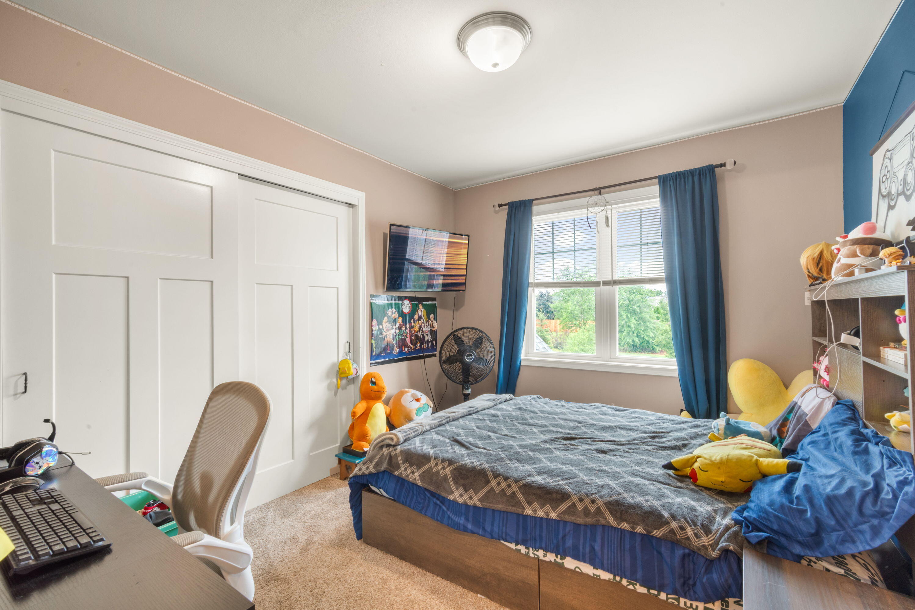 Mount Pleasant, Wisconsin, 53406, United States, 3 Bedrooms Bedrooms, ,4 BathroomsBathrooms,Residential,For Sale,1912298
