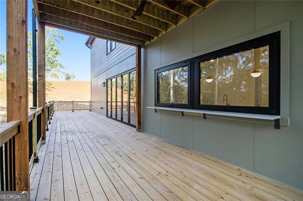 Dawsonville, Georgia, 30534, United States, 5 Bedrooms Bedrooms, ,7 BathroomsBathrooms,Residential,For Sale,1952234