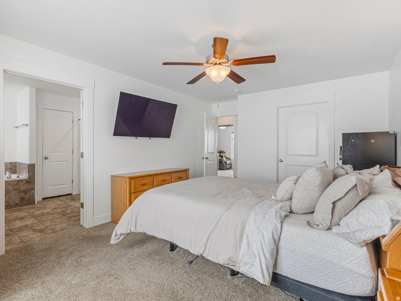 Grantsville, Utah, 84029, United States, 6 Bedrooms Bedrooms, ,3 BathroomsBathrooms,Residential,For Sale,2003482