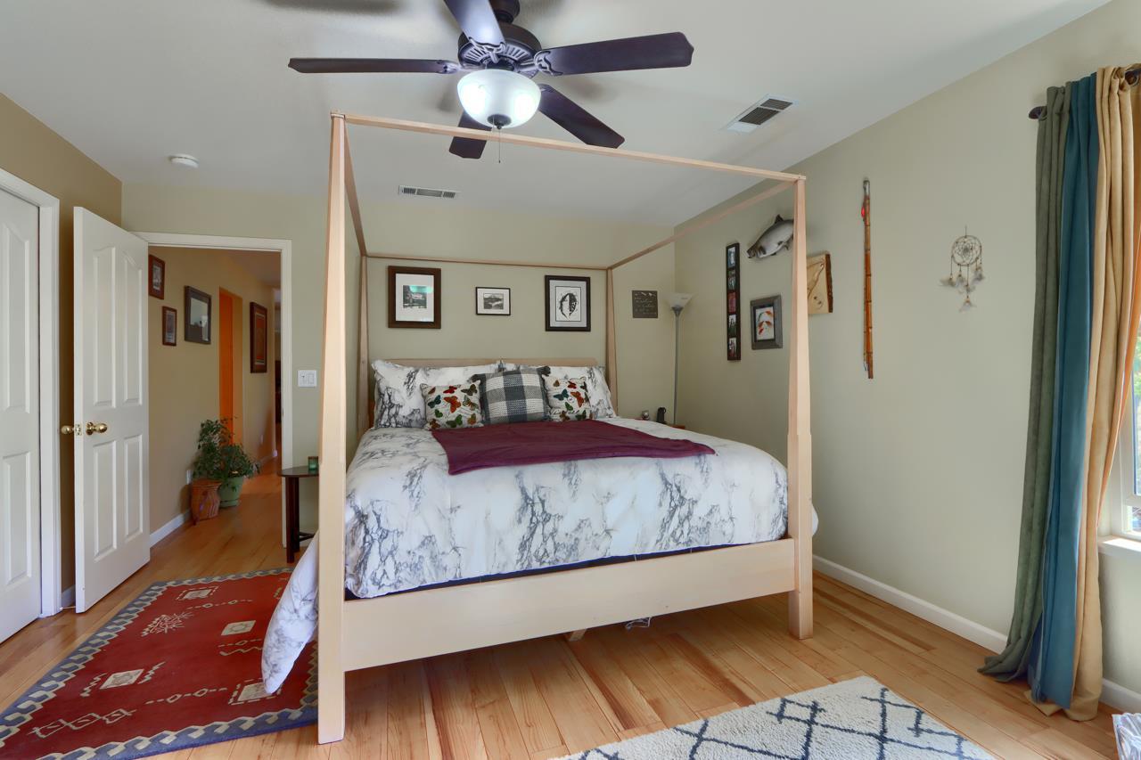 Mariposa, California, 95338, United States, 3 Bedrooms Bedrooms, ,2 BathroomsBathrooms,Residential,For Sale,1974178