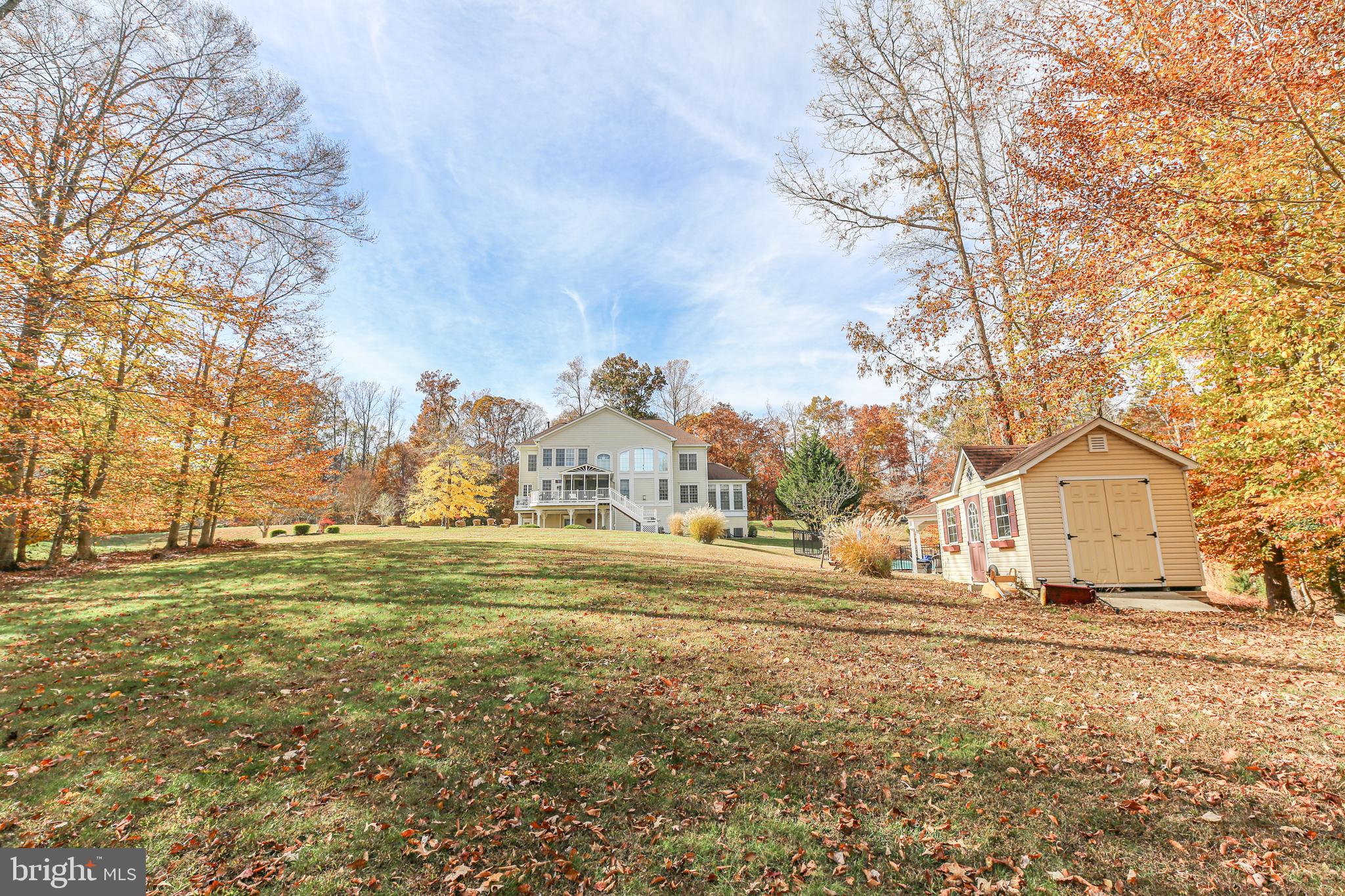 Woodbridge, Virginia, 22192, United States, 5 Bedrooms Bedrooms, ,5 BathroomsBathrooms,Residential,For Sale,1987362