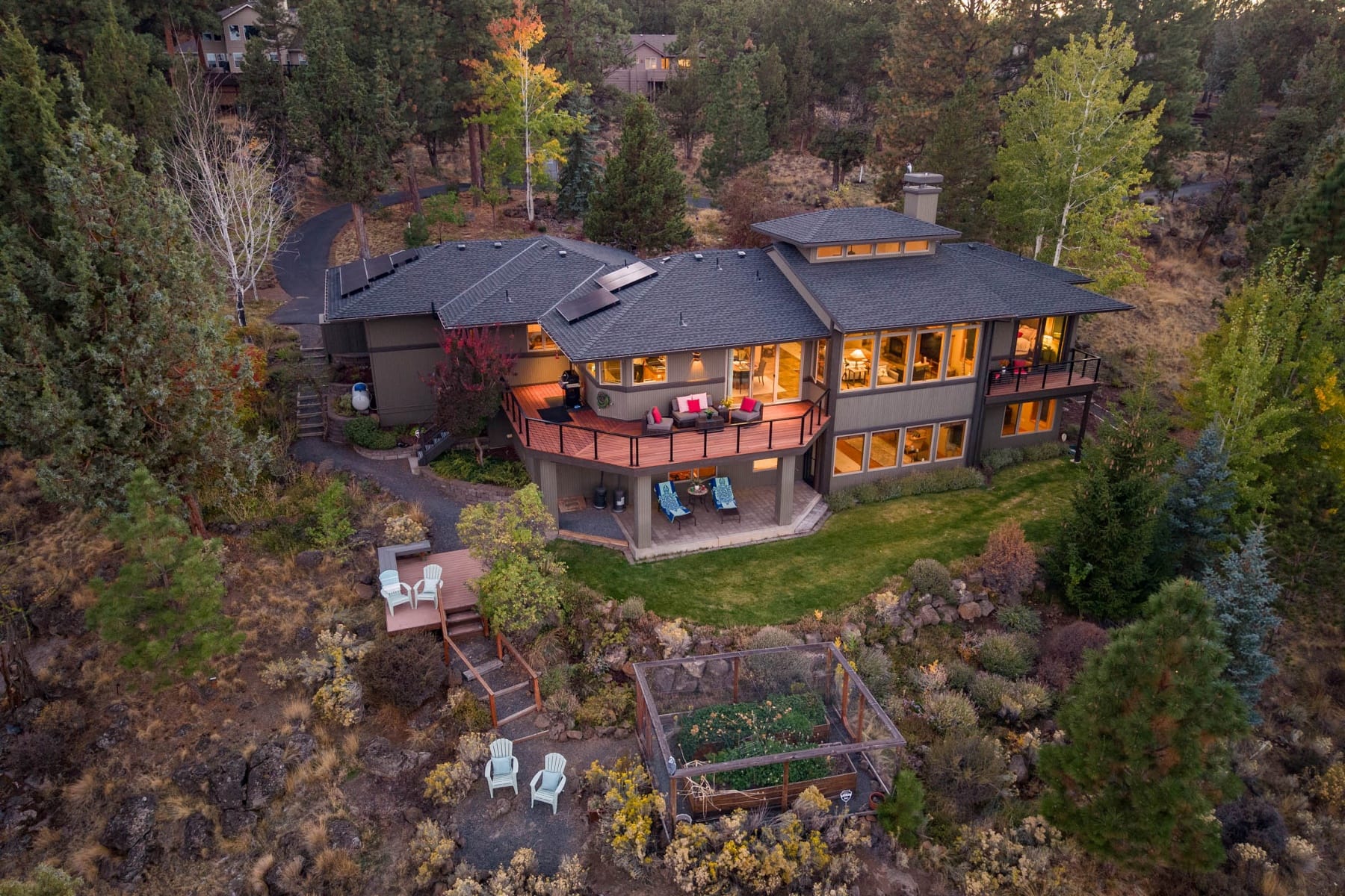  885 NW Chelsea Loop Bend, OR 97703 - 物件實景