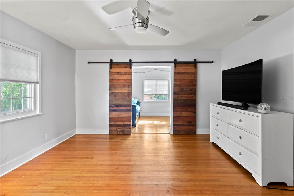 Sarasota, Florida, 34243, United States, 3 Bedrooms Bedrooms, ,3 BathroomsBathrooms,Residential,For Sale,1796778