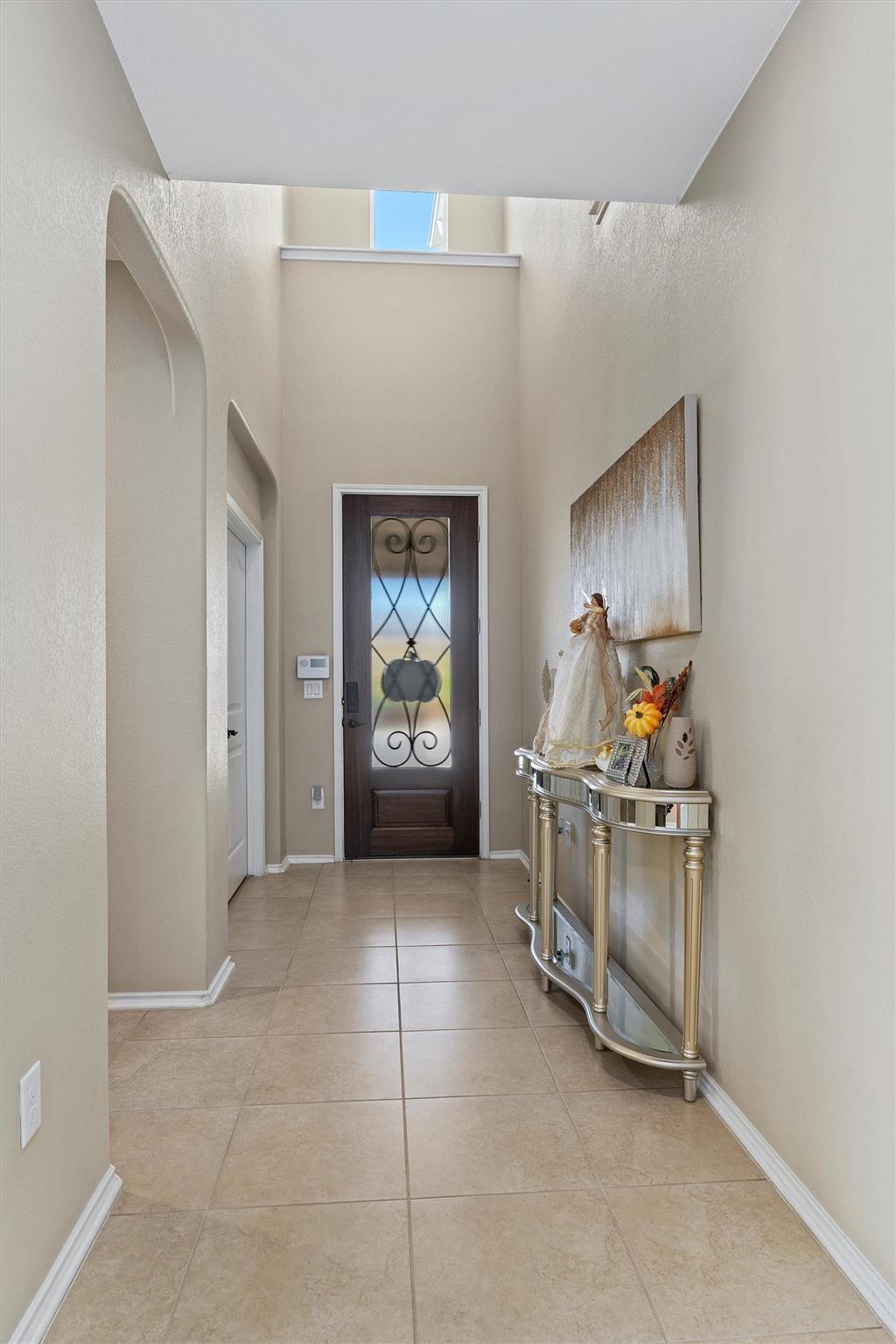 Austin, Texas, 78744, United States, 5 Bedrooms Bedrooms, ,4 BathroomsBathrooms,Residential,For Sale,1975896