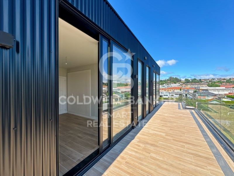 Oleiros, Galicia, 15172, ES, 2 Bedrooms Bedrooms, ,2 BathroomsBathrooms,Residential,For Sale,1891297