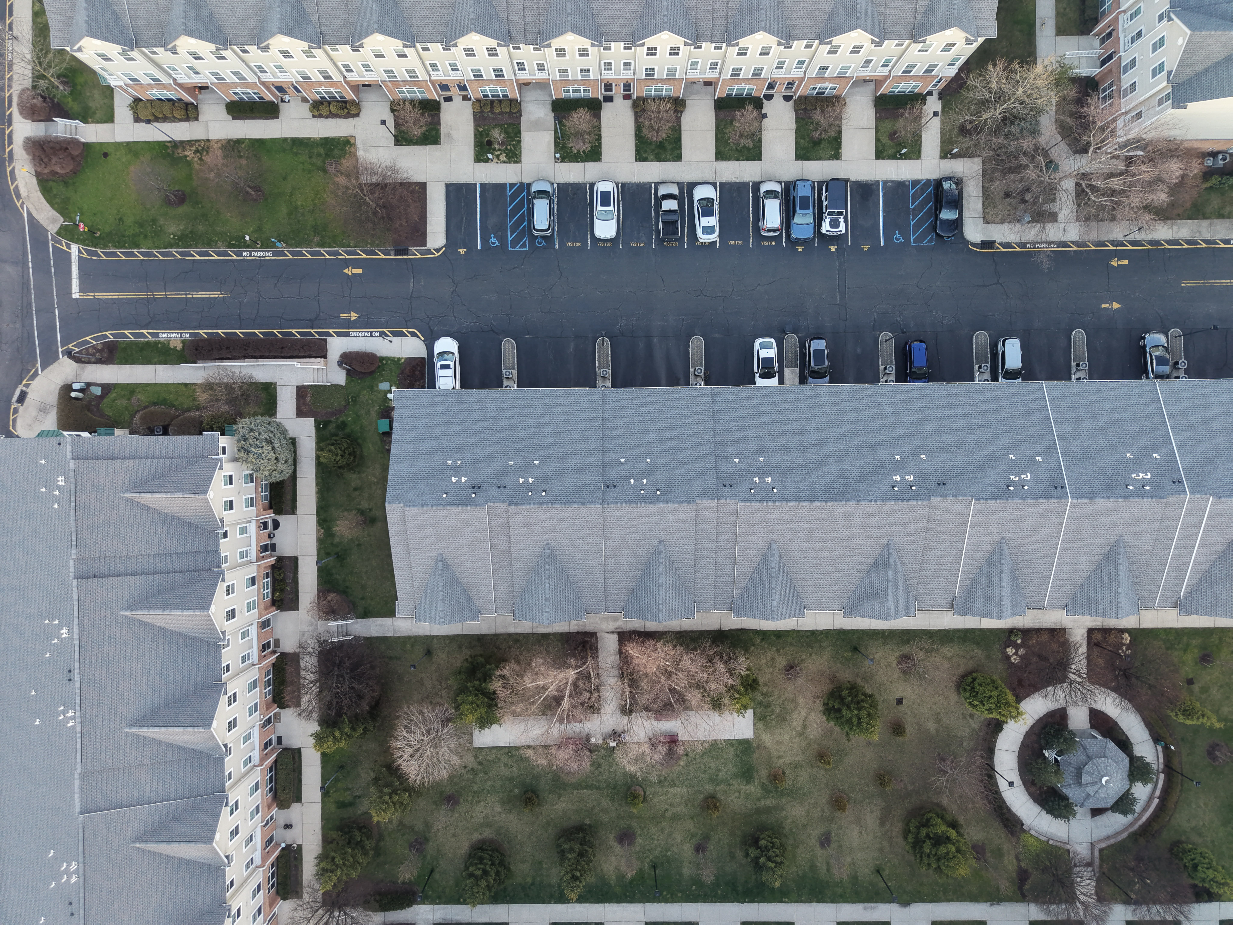  906 Memorial Drive, Belleville, NJ, 07109 - 物件實景