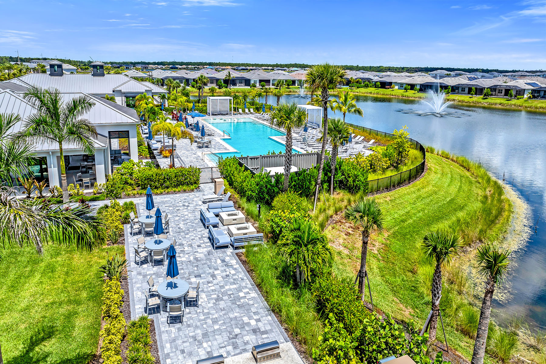  HACIENDA LAKES - SEVEN SHORES - 物件實景
