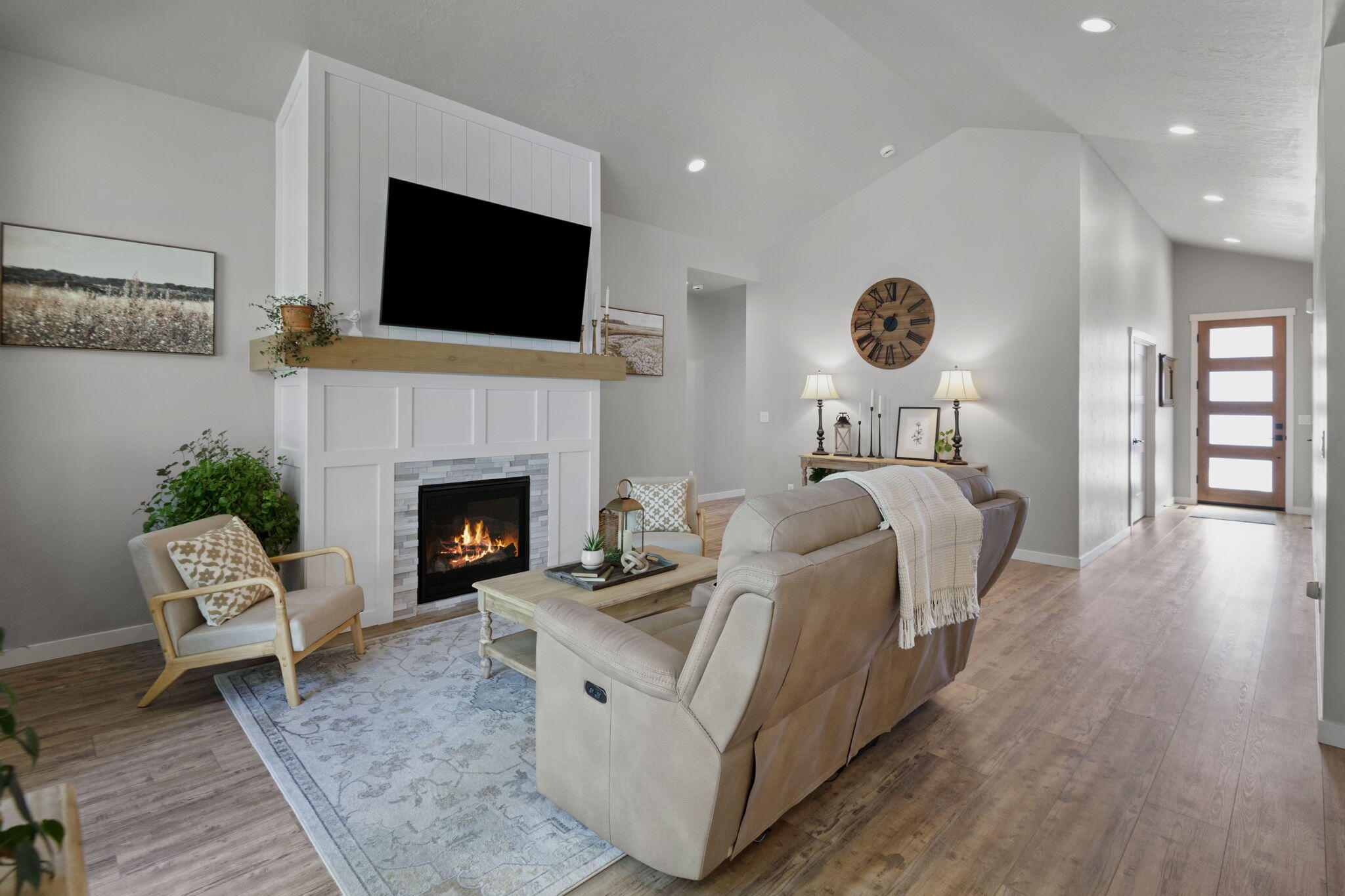 Sisters, Oregon, 97759, United States, 3 Bedrooms Bedrooms, ,2 BathroomsBathrooms,Residential,For Sale,1738926