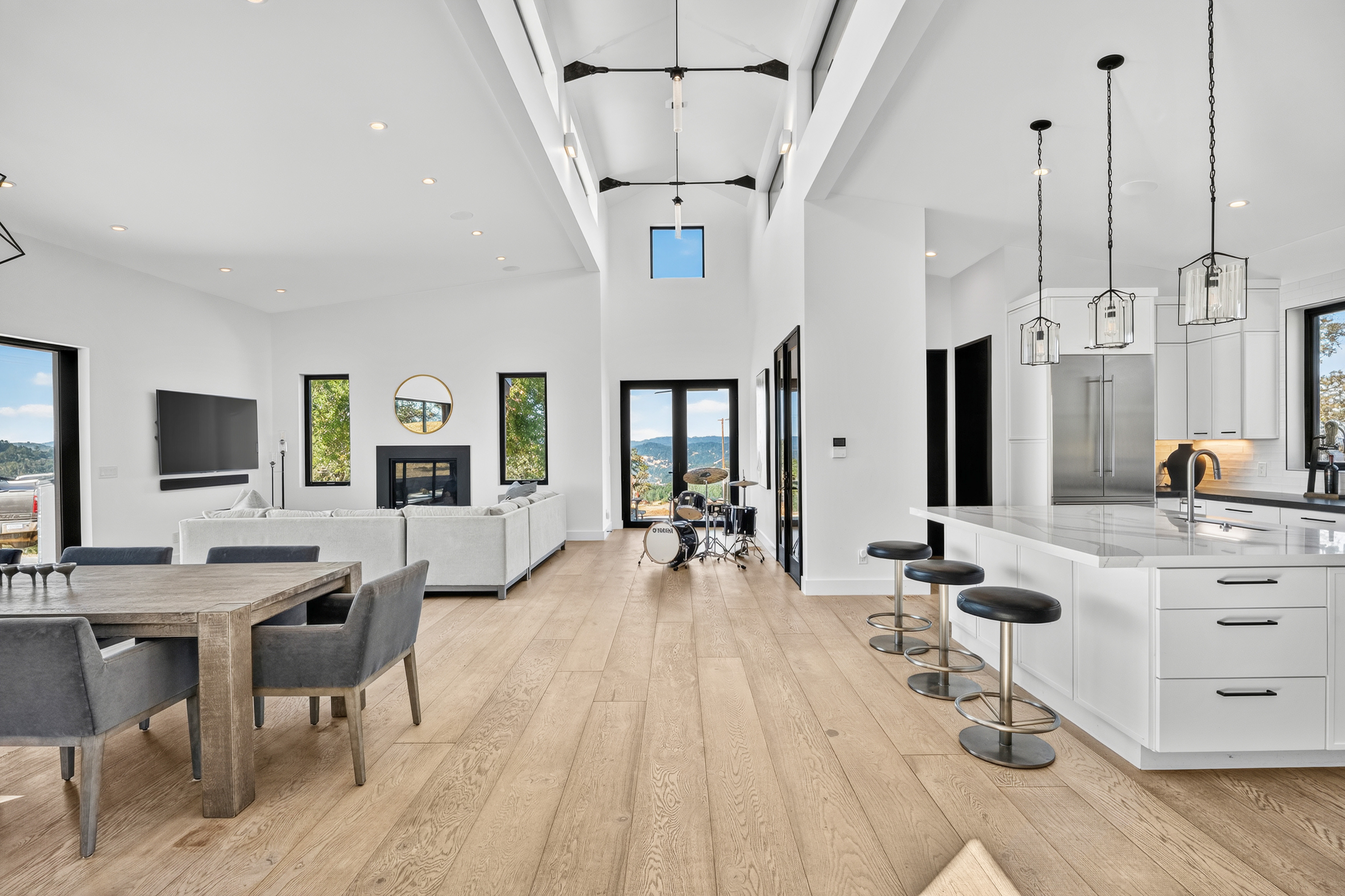  18115 Highlands Ridge Road, Yorkville, CA 95494 - 物件實景