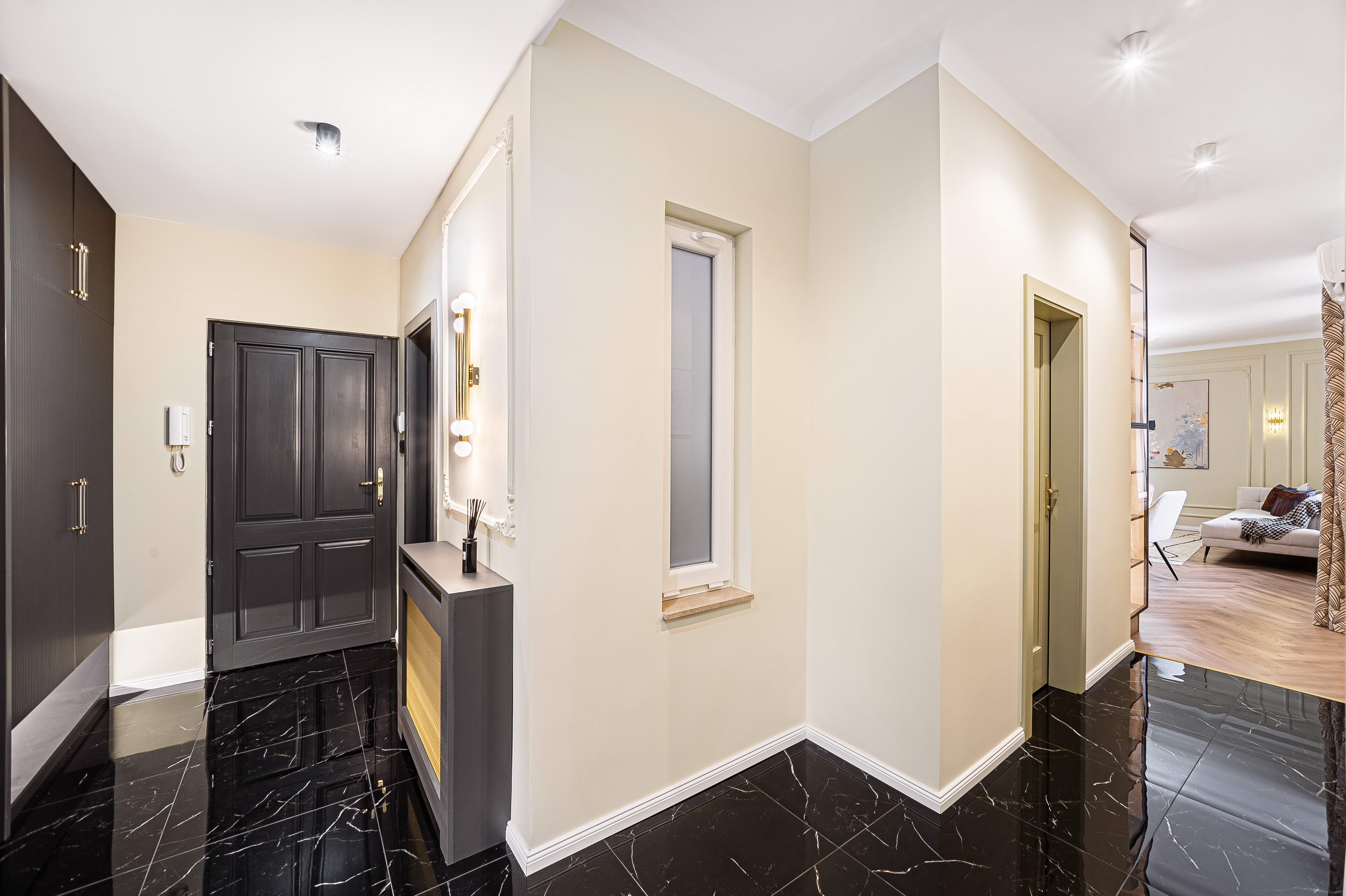  A Prestigious Residence at Szervita Square — Refined Urban Living in the Heart o - 物件實景