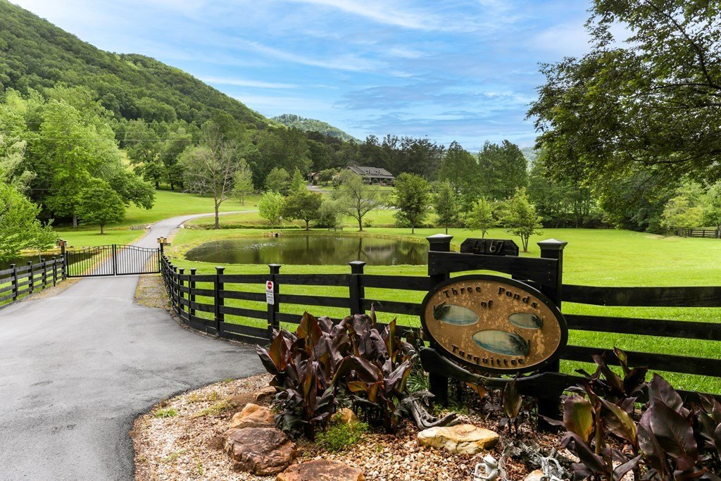 4167 Downings Creek Road, Hayesville, North Carolina, 28904, United States, 4 Bedrooms Bedrooms, ,4 BathroomsBathrooms,Residential,For Sale,4167 Downings Creek Road,1489998