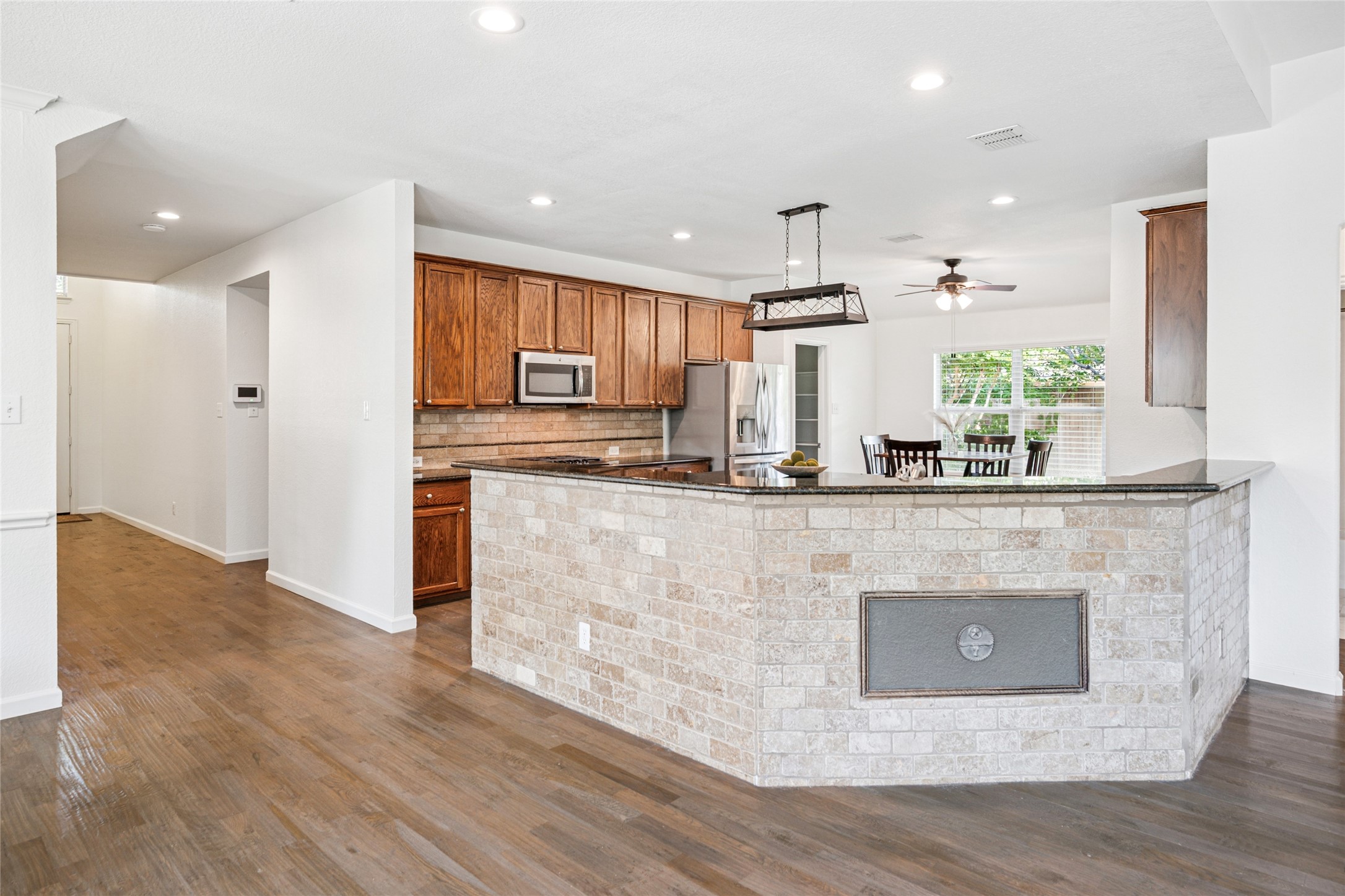 Prosper, Texas, 75078, United States, 5 Bedrooms Bedrooms, ,4 BathroomsBathrooms,Residential,For Sale,1827849