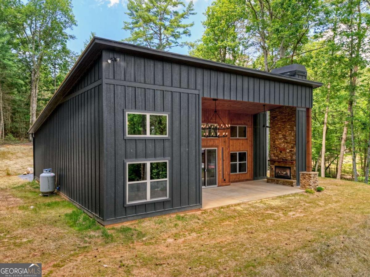 Mineral Bluff, Georgia, 30559, United States, 3 Bedrooms Bedrooms, ,3 BathroomsBathrooms,Residential,For Sale,2008232