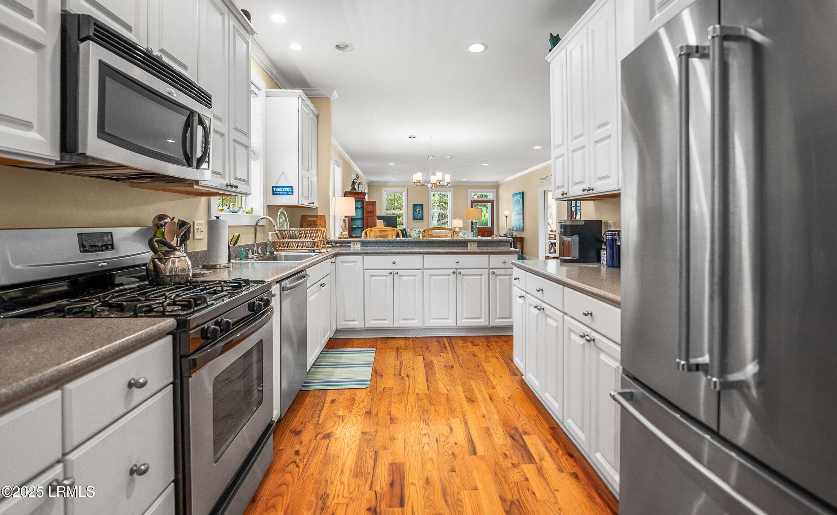 Beaufort, South Carolina, 29902, United States, 3 Bedrooms Bedrooms, ,2 BathroomsBathrooms,Residential,For Sale,1907069