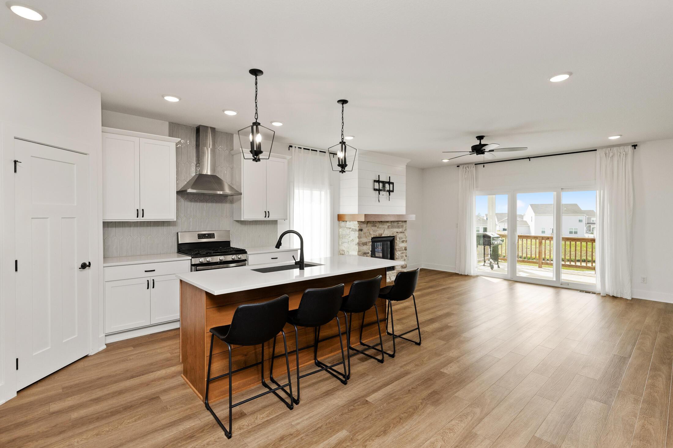 Waukee, Iowa, 50263, United States, 4 Bedrooms Bedrooms, ,3 BathroomsBathrooms,Residential,For Sale,1979472