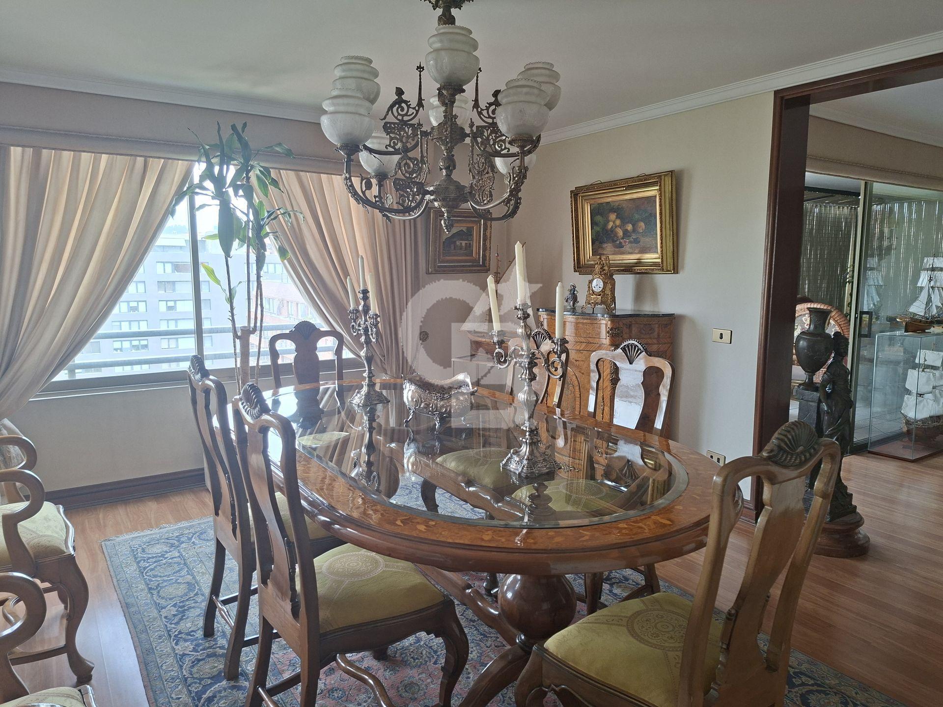 Las Condes, Chile, 4 Bedrooms Bedrooms, ,3 BathroomsBathrooms,Residential,For Sale,1998532