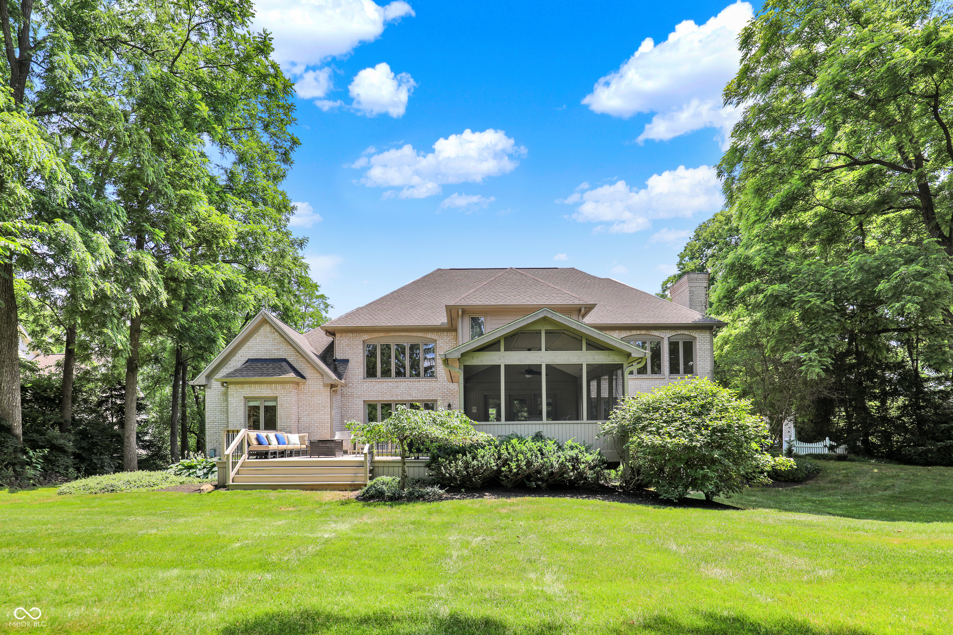 Zionsville, Indiana, 46077, United States, 5 Bedrooms Bedrooms, ,5 BathroomsBathrooms,Residential,For Sale,1978641