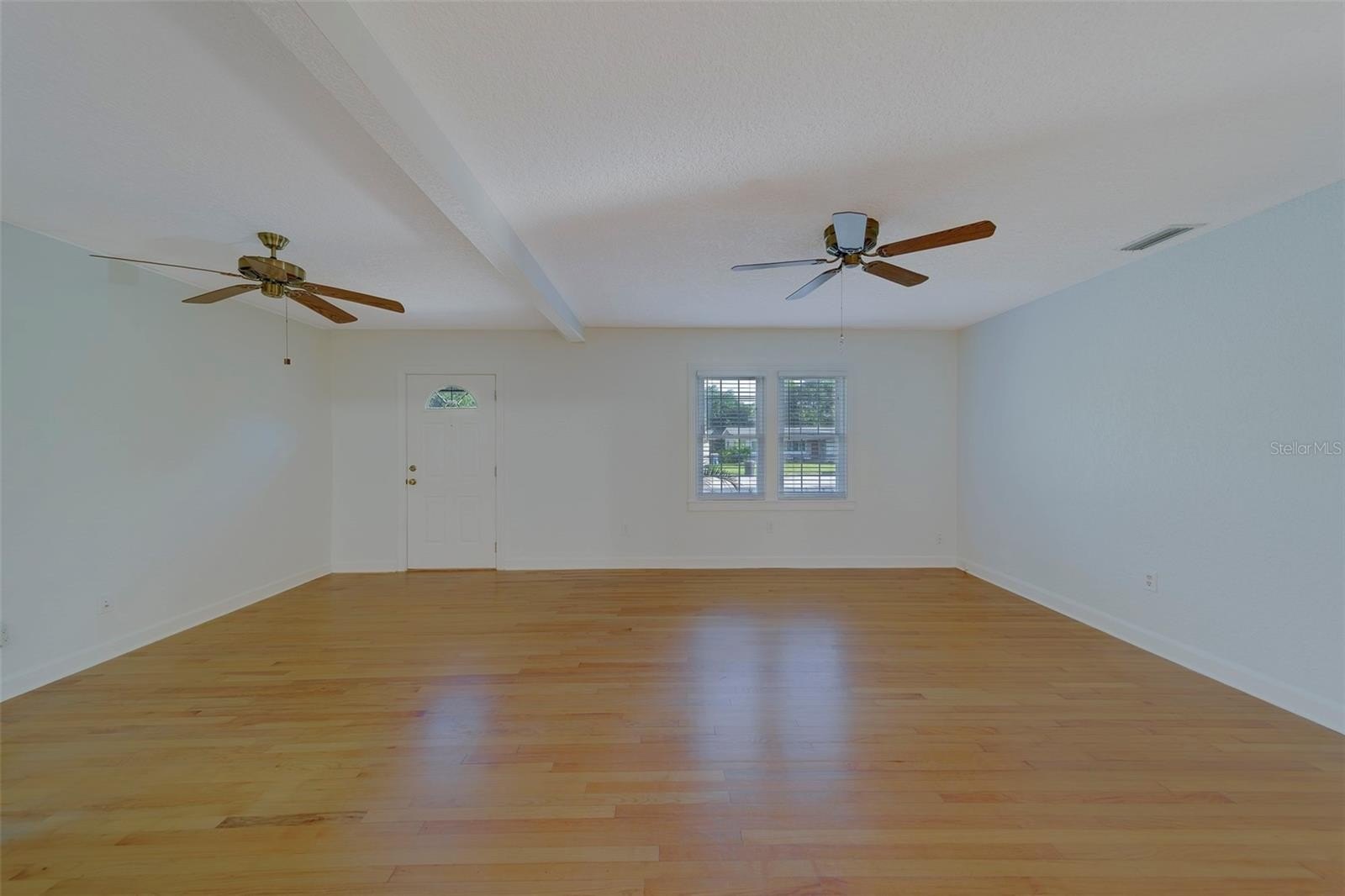 CLEARWATER, Florida, 33755, United States, 2 Bedrooms Bedrooms, ,1 BathroomBathrooms,Residential,For Sale,1976498