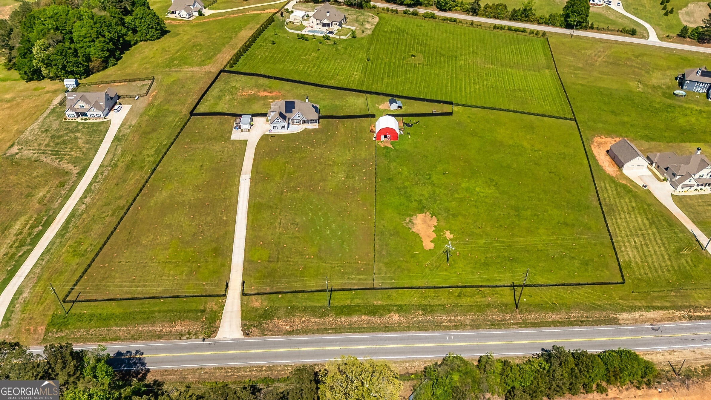 Newnan, Georgia, 30263, United States, 4 Bedrooms Bedrooms, ,3 BathroomsBathrooms,Residential,For Sale,1978866