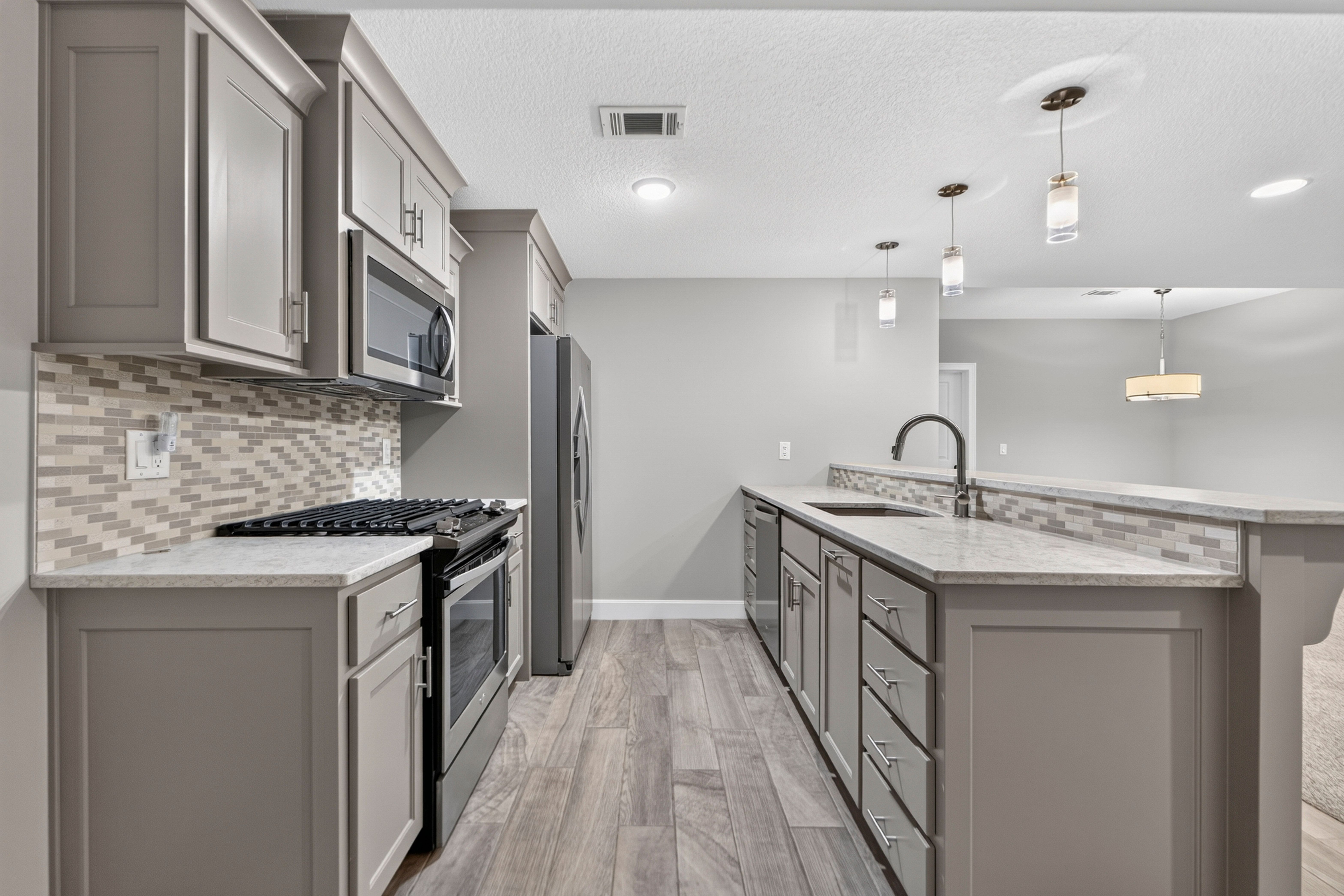  5008 West 141st Terrace, Leawood, KS 66224 - 物件實景