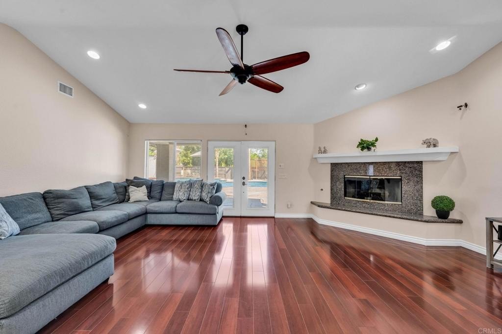 Hemet, California, 92544, United States, 5 Bedrooms Bedrooms, ,4 BathroomsBathrooms,Residential,For Sale,1940395