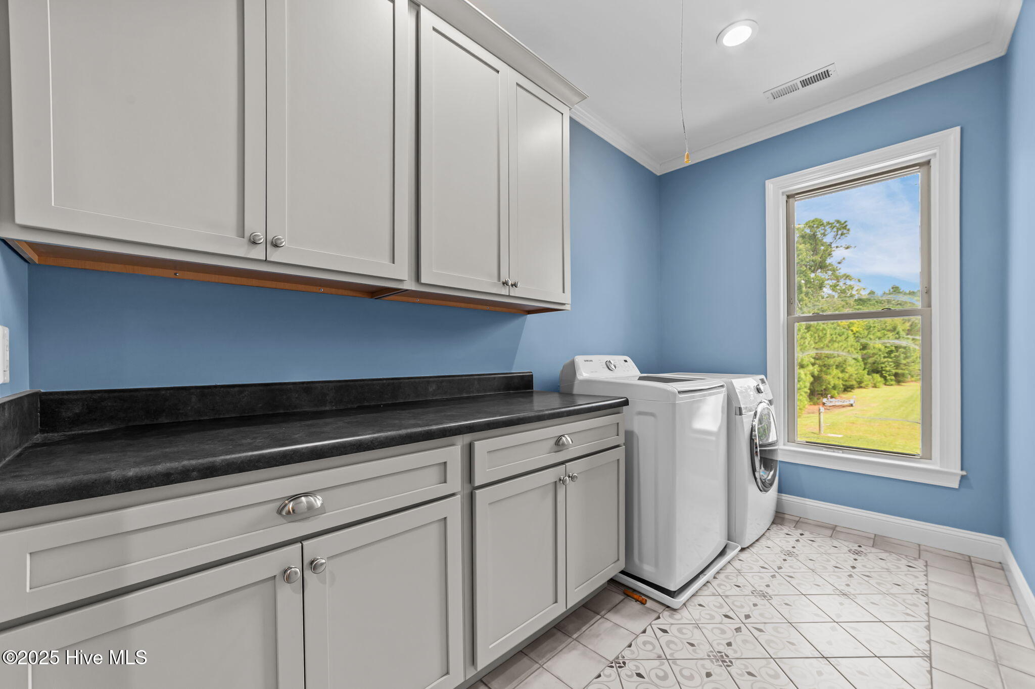 Bath, North Carolina, 27808, United States, 3 Bedrooms Bedrooms, ,3 BathroomsBathrooms,Residential,For Sale,1932772
