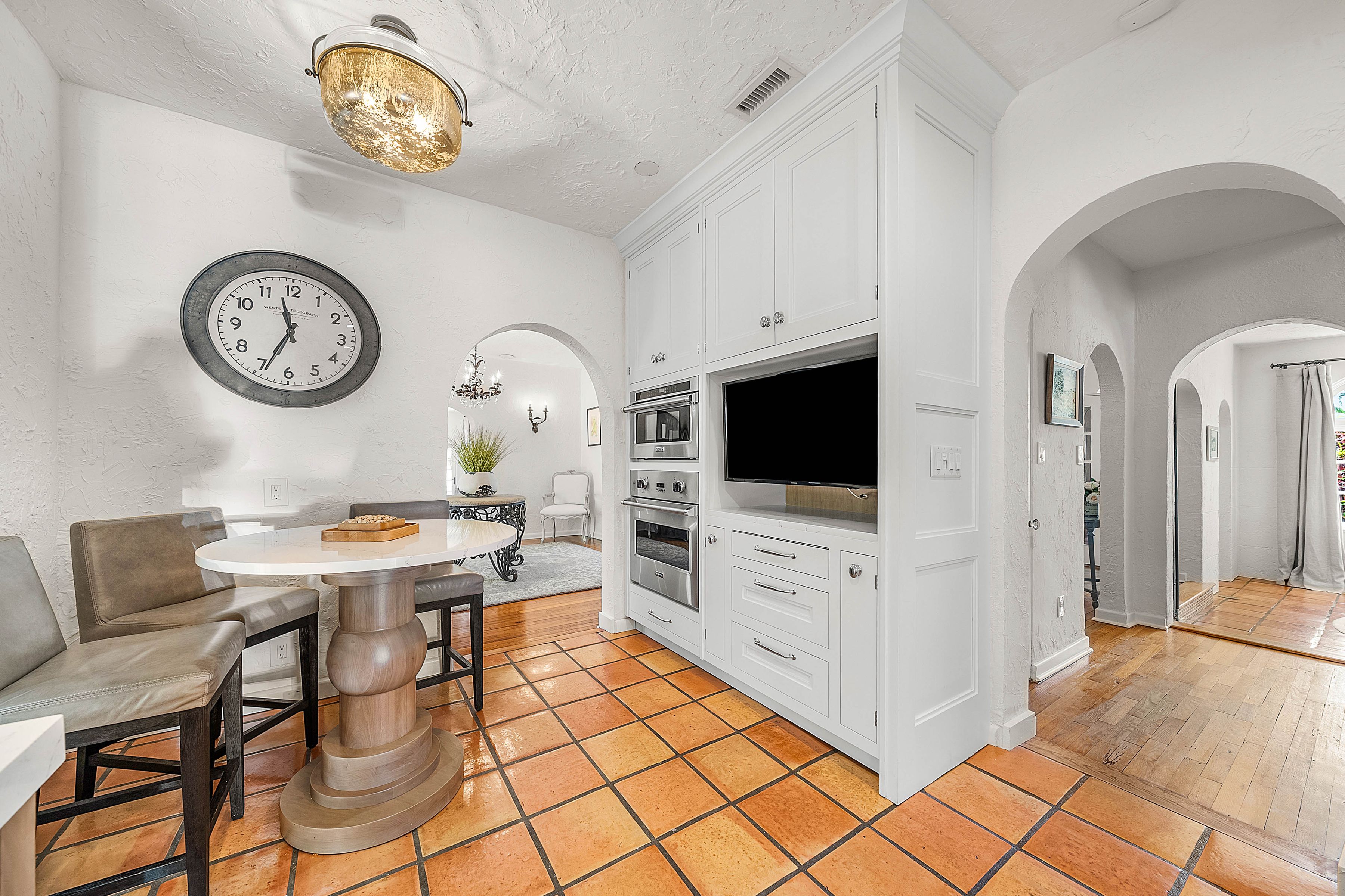  255 Cordova Road - 物件實景