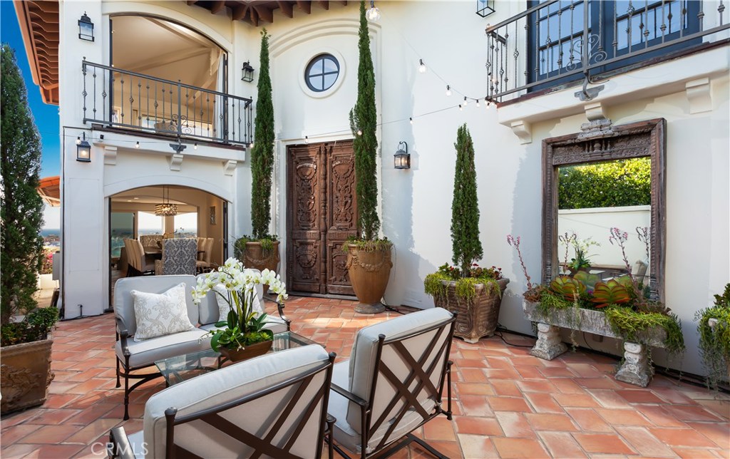 Corona del Mar, California, 92625, United States, 4 Bedrooms Bedrooms, ,4 BathroomsBathrooms,Residential,For Sale,1874360
