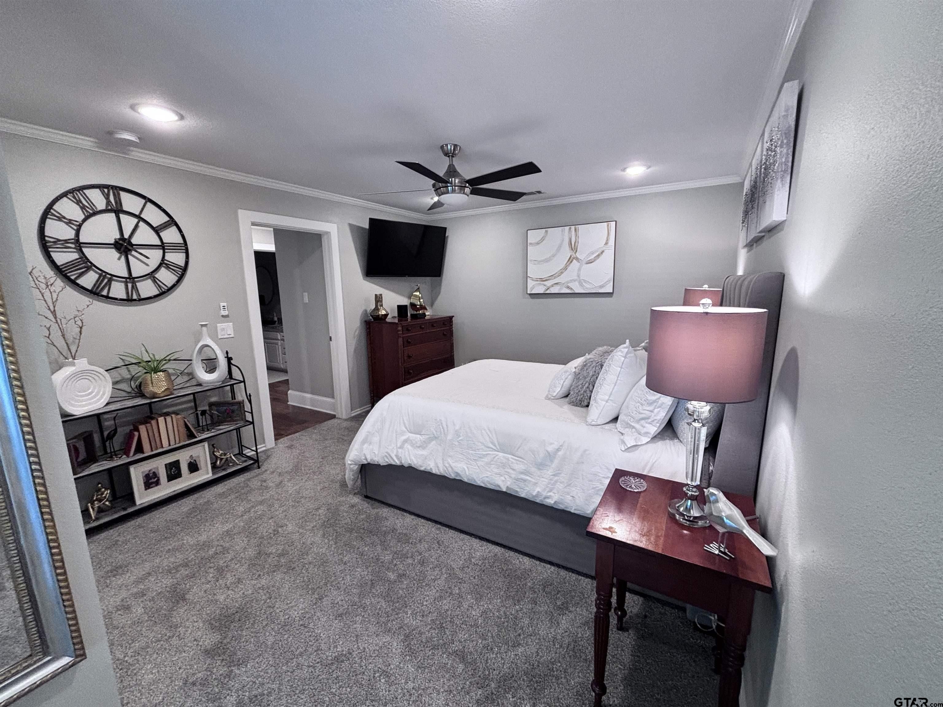 Pittsburg, Texas, 75686, United States, 4 Bedrooms Bedrooms, ,5 BathroomsBathrooms,Residential,For Sale,1942722