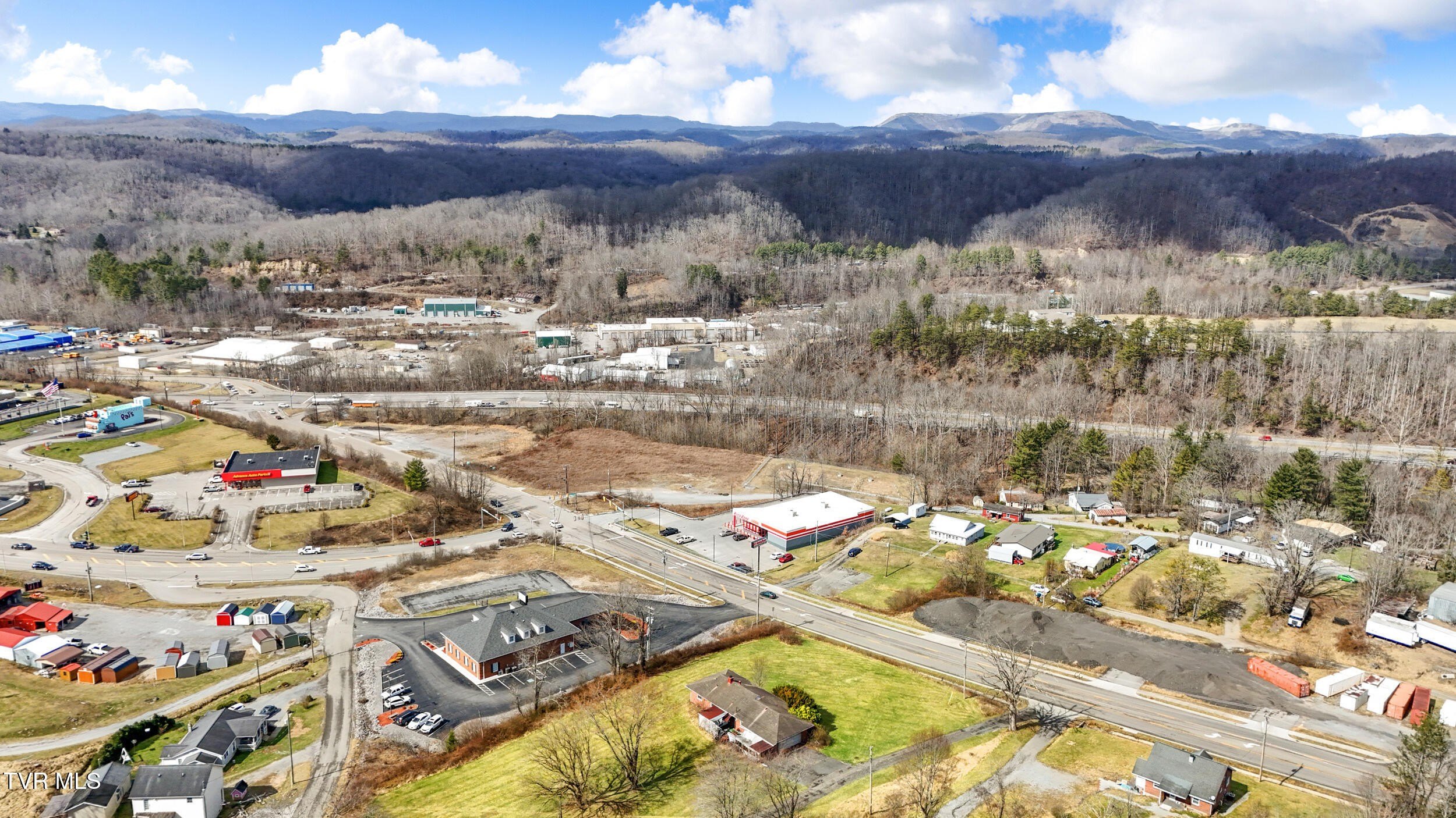 Norton, Virginia, 24273, United States, ,Residential,For Sale,1982727