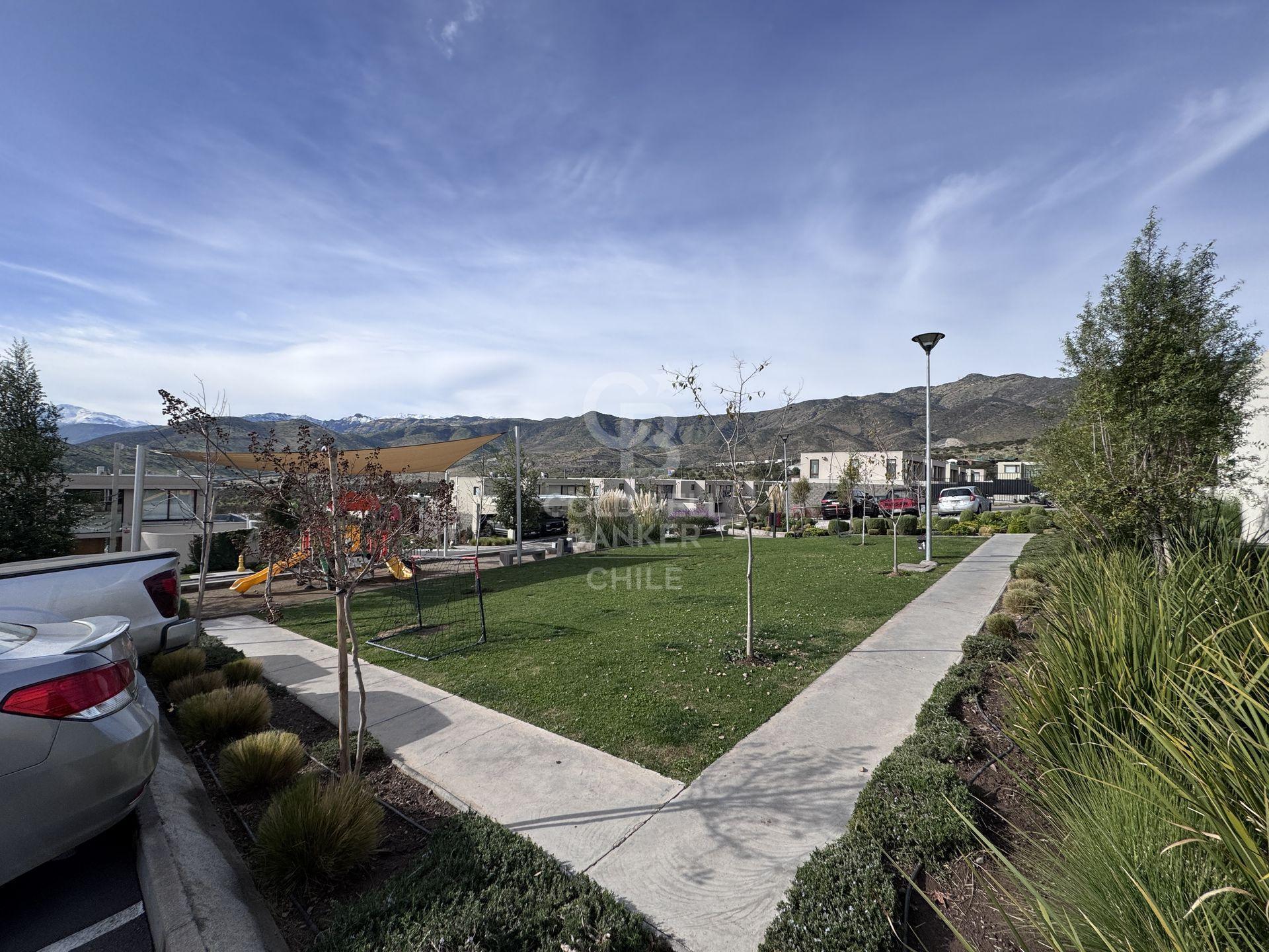 Colina, Chile, 5 Bedrooms Bedrooms, ,4 BathroomsBathrooms,Residential,For Sale,1867480