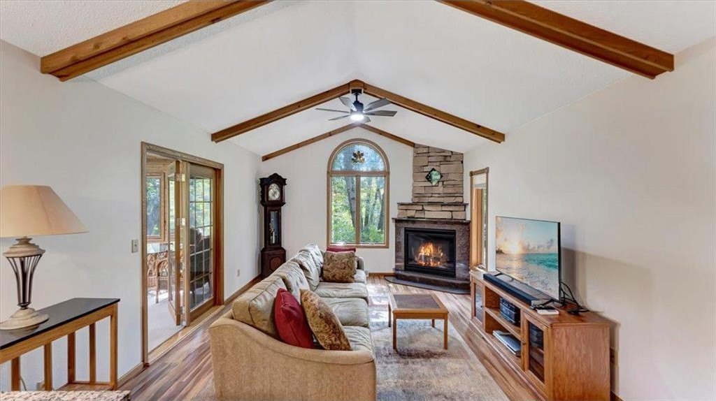 Saint Cloud, Minnesota, 56301, United States, 2 Bedrooms Bedrooms, ,3 BathroomsBathrooms,Residential,For Sale,1978189