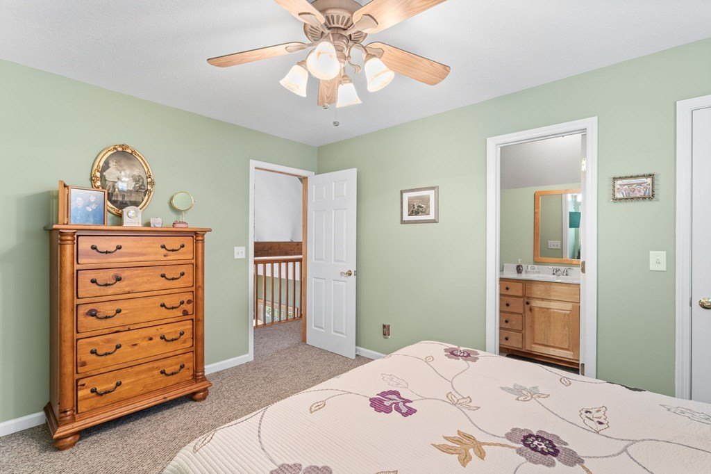 Young Harris, Georgia, 30582, United States, 4 Bedrooms Bedrooms, ,4 BathroomsBathrooms,Residential,For Sale,1979770