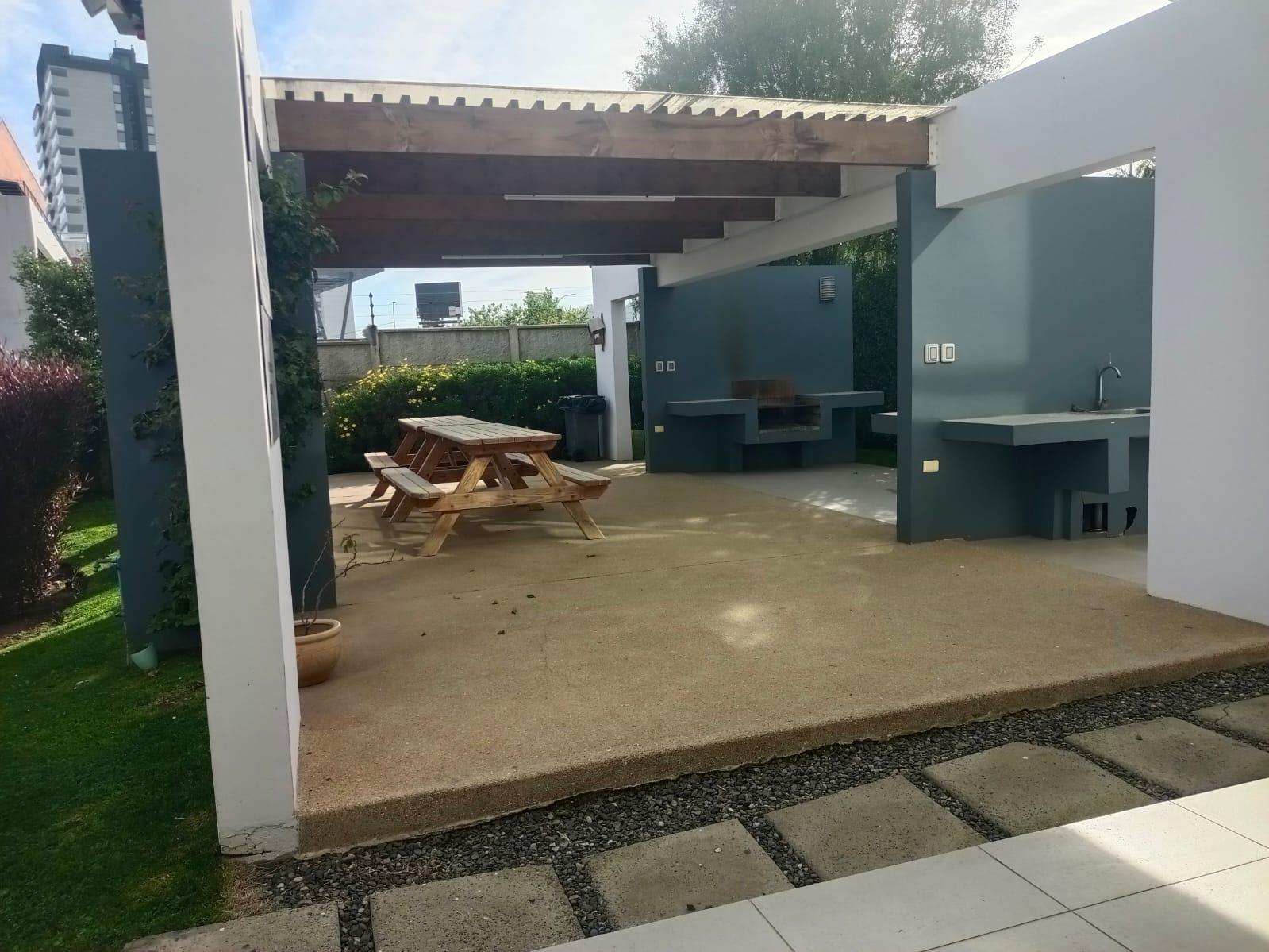 Viña Del Mar, Chile, 3 Bedrooms Bedrooms, ,2 BathroomsBathrooms,Residential,For Sale,1919846