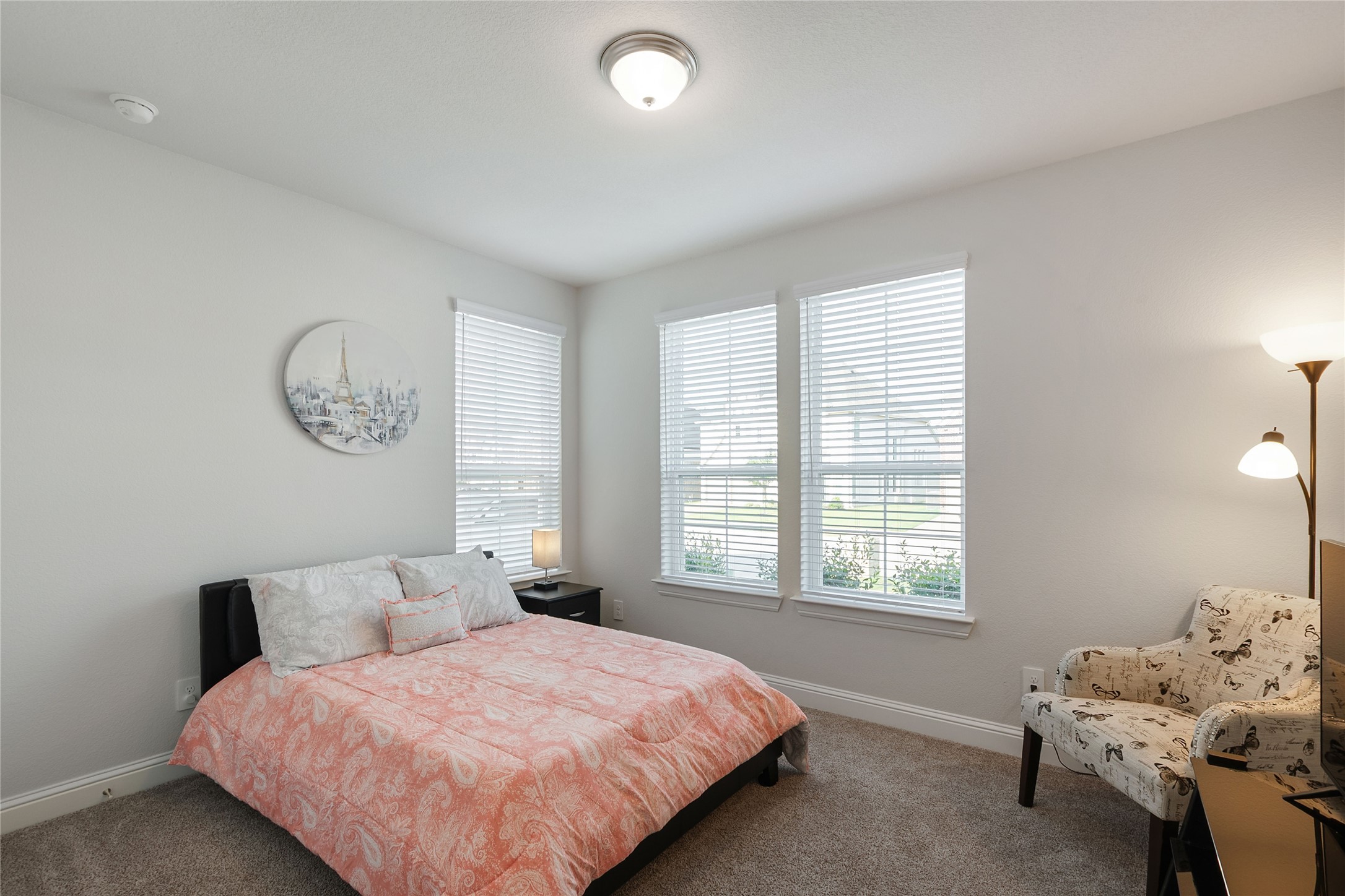 Fort Worth, Texas, 76262, United States, 5 Bedrooms Bedrooms, ,4 BathroomsBathrooms,Residential,For Sale,1917632